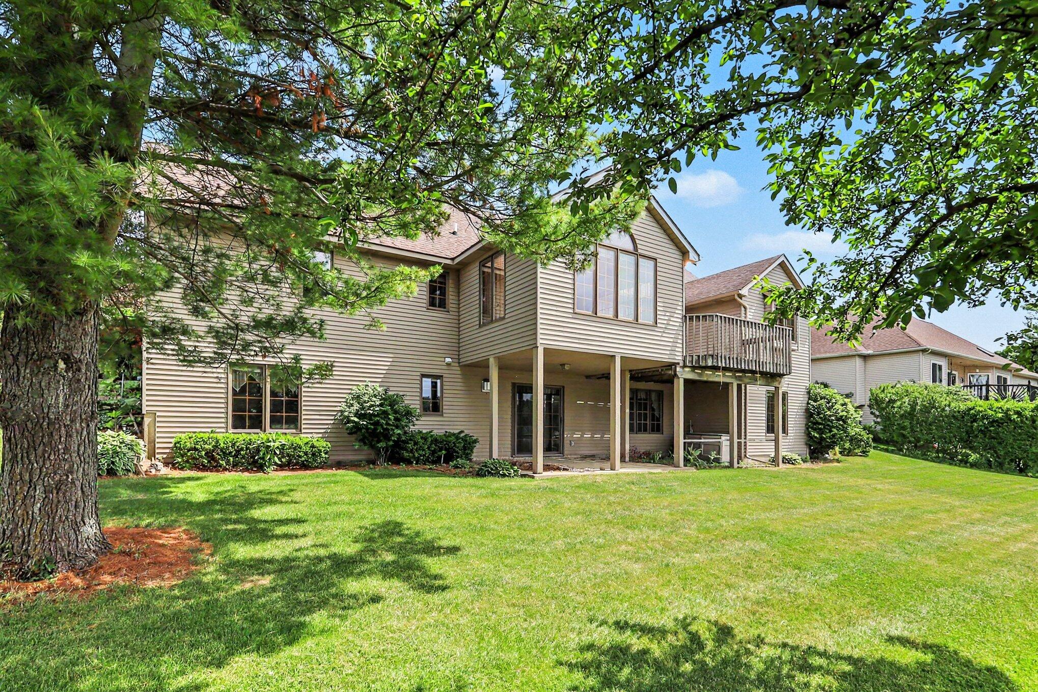 9112 Bluff Lake Street Zeeland MI 49464