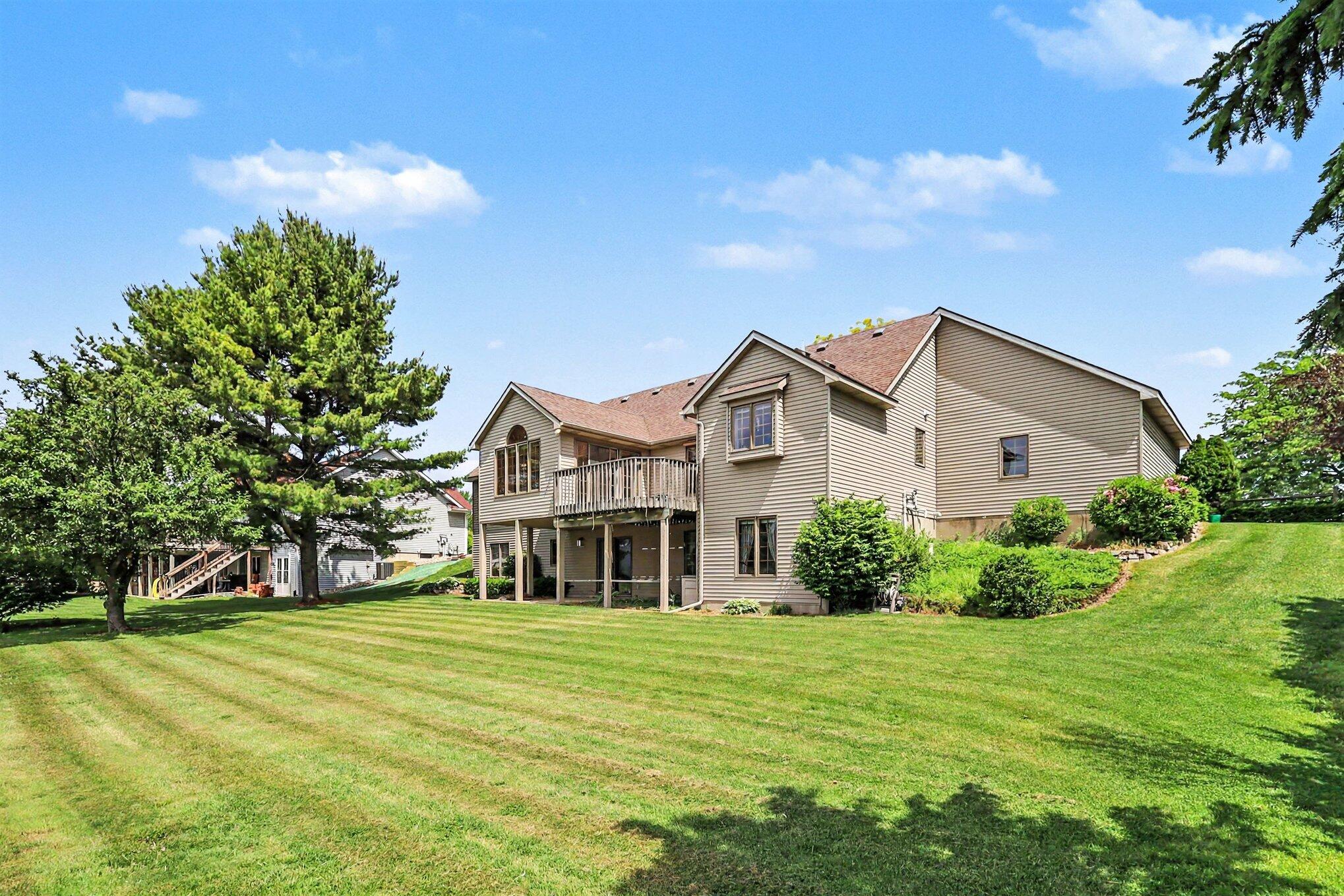 9112 Bluff Lake Street Zeeland MI 49464