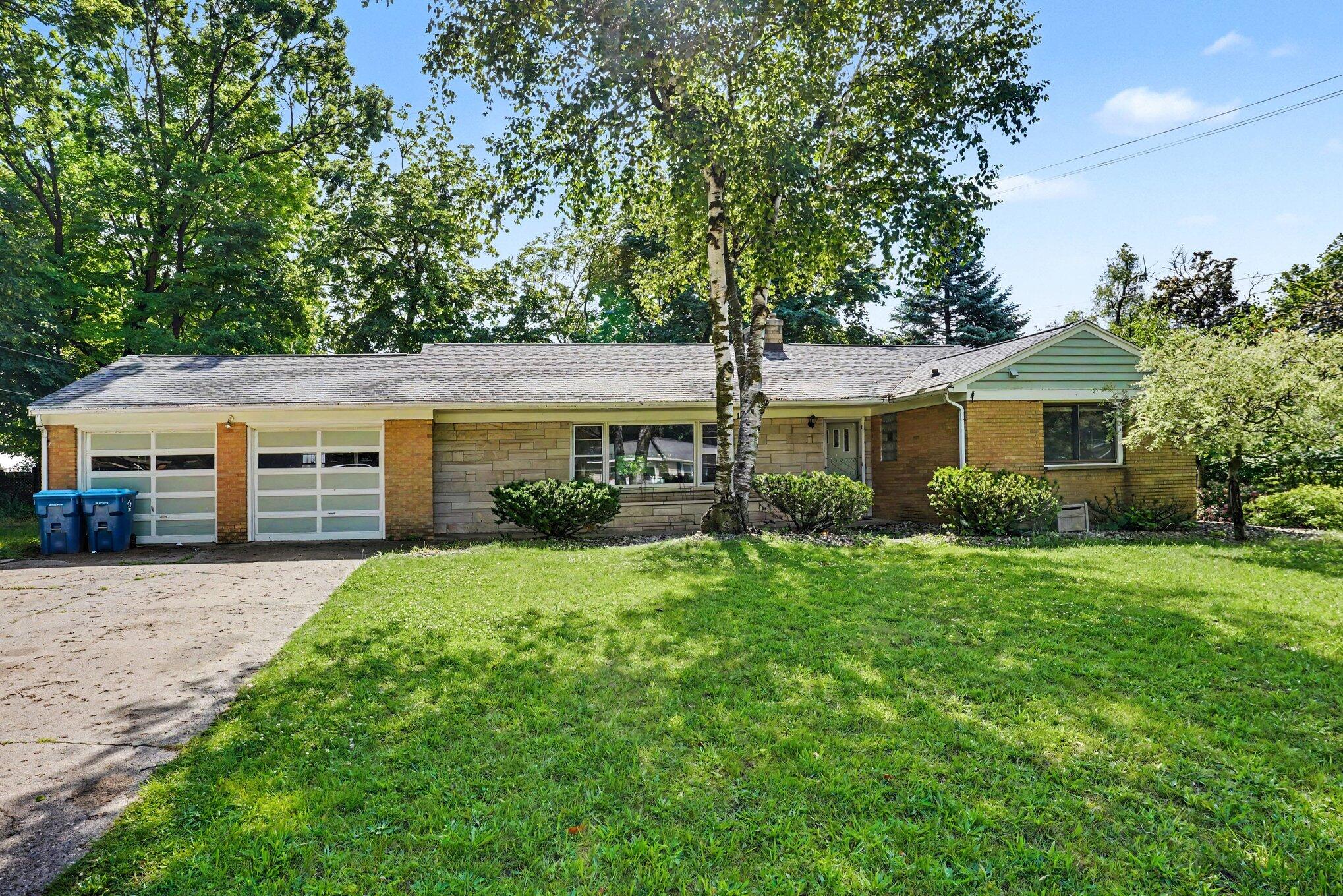 1021 Farrell Avenue Kalamazoo MI 49006