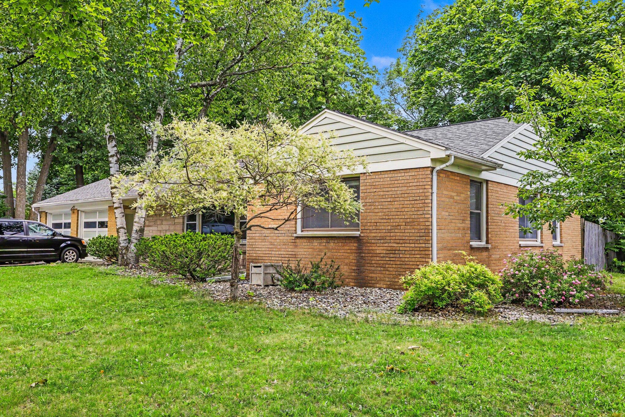 1021 Farrell Avenue Kalamazoo MI 49006