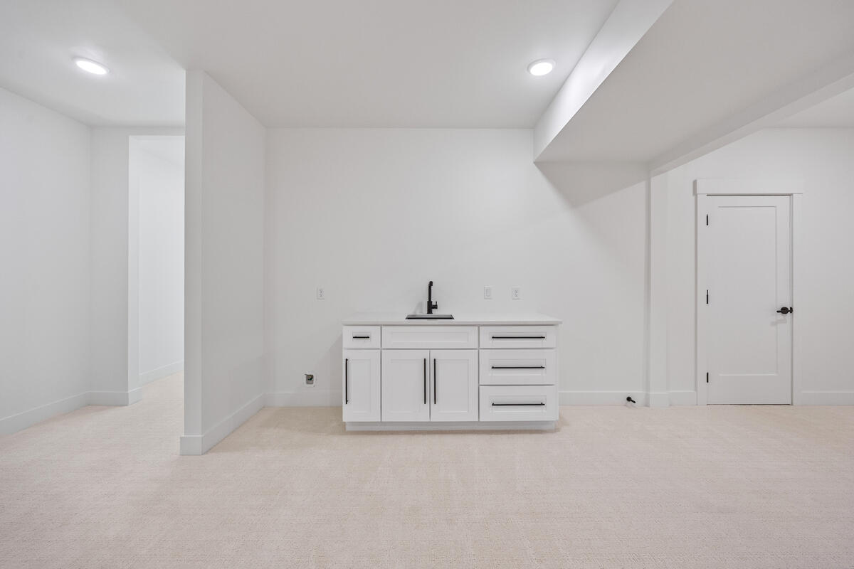 3245 Midland Drive SE Grand Rapids MI 49546