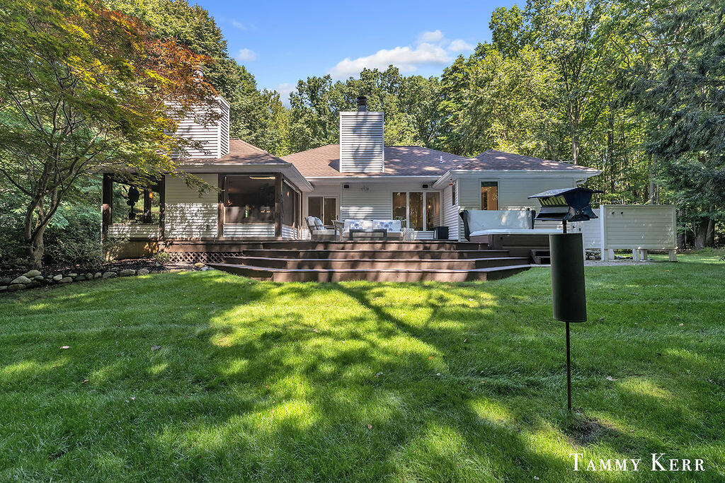 6934 Bendemeer Drive Fennville MI 49408