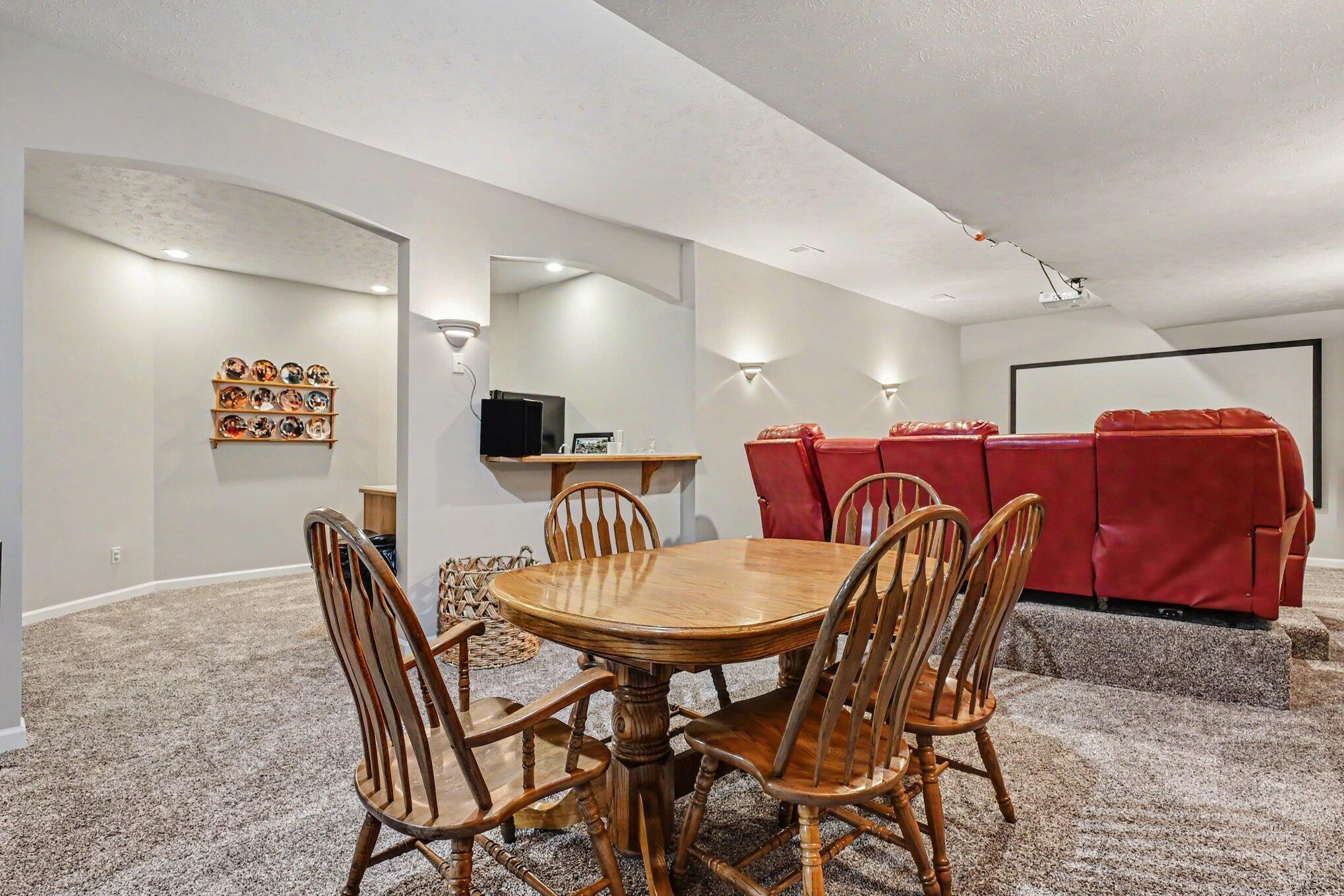 68995 Eagle Cove Court Edwardsburg MI 49112