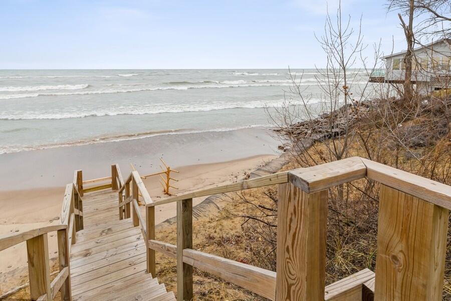 76 Pokagon Trail New Buffalo MI 49117