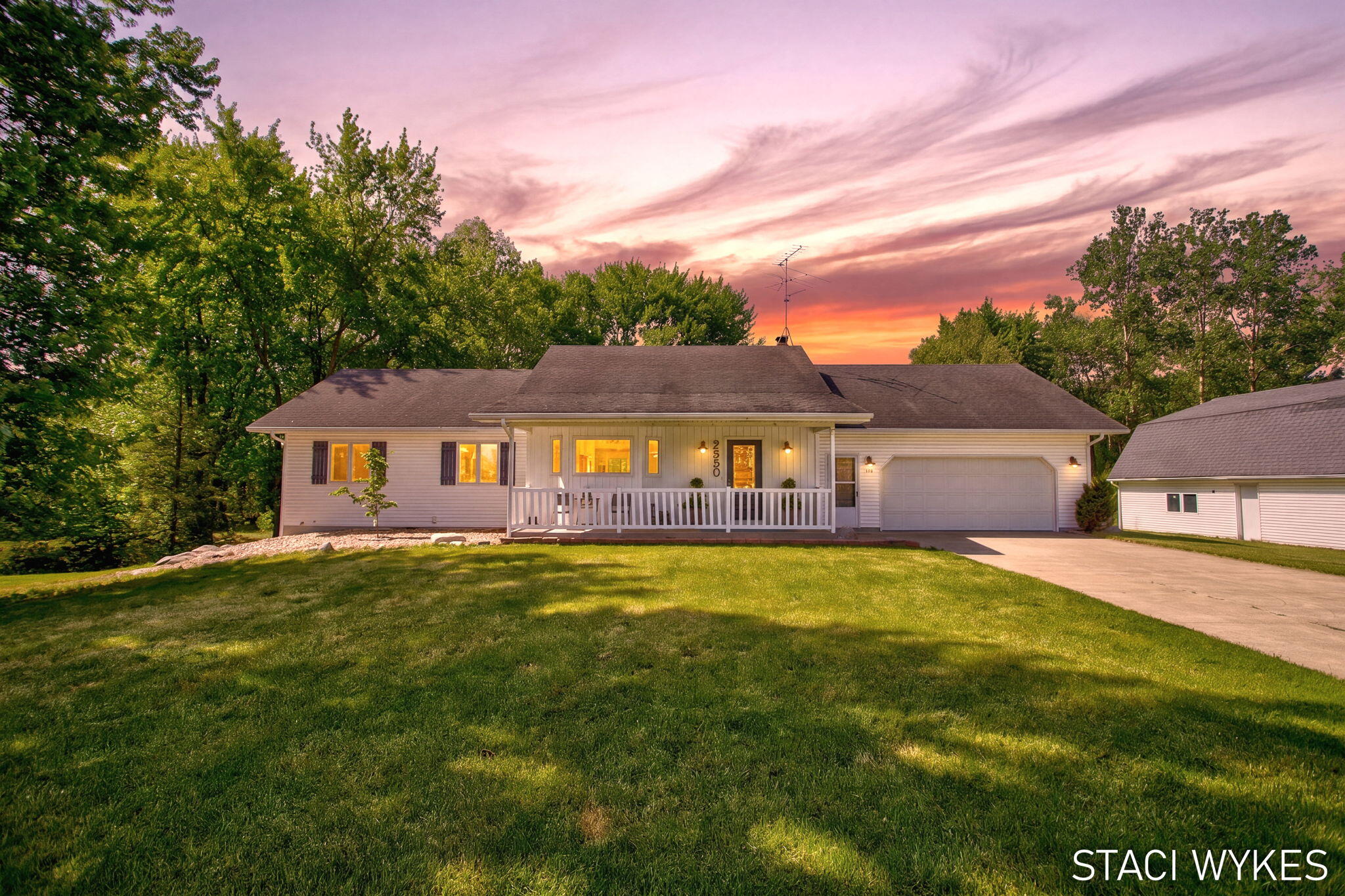 2550 Ranchland Drive SW Byron Center MI 49315