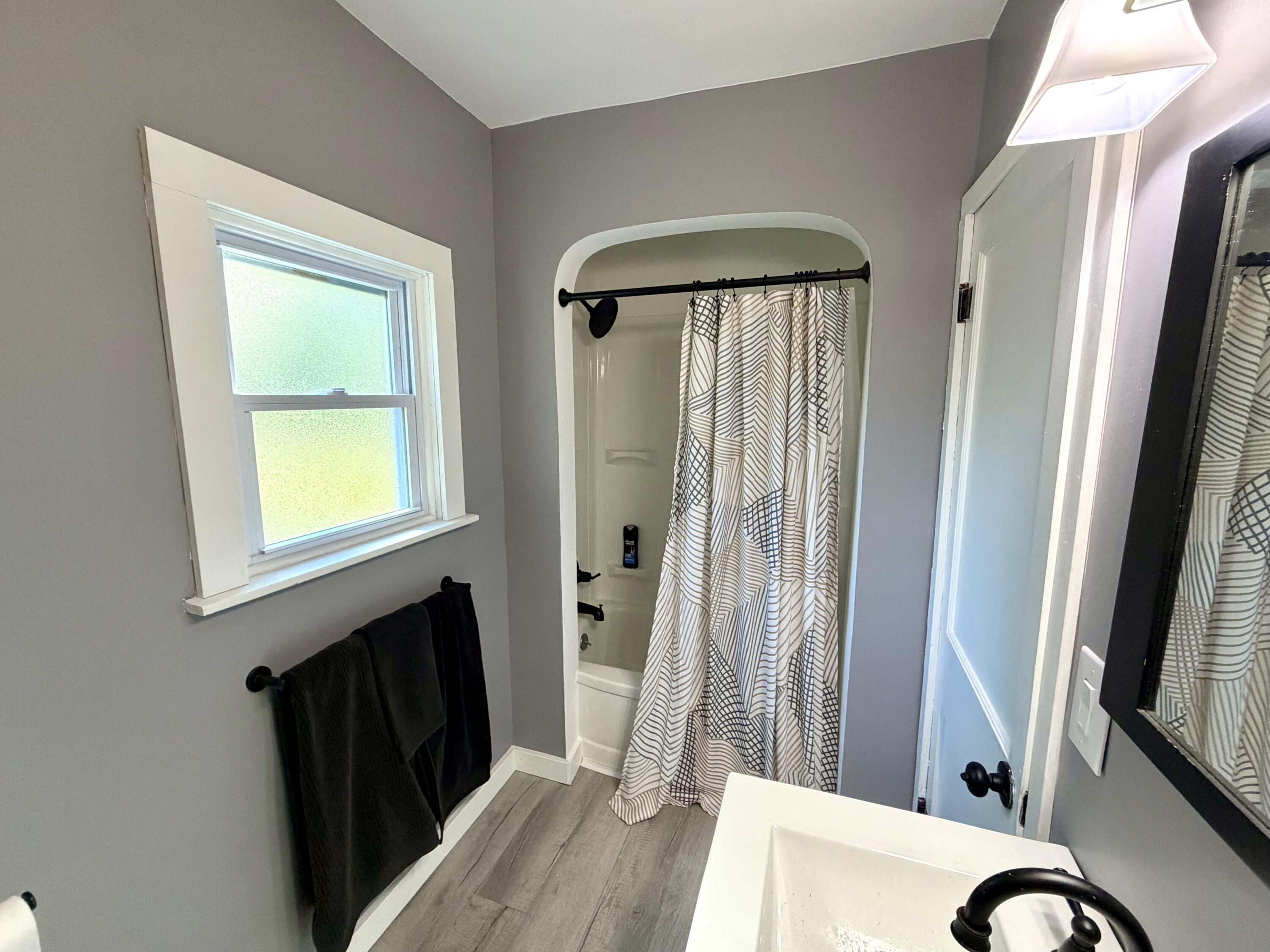 1681 Langeland Avenue Muskegon MI 49442