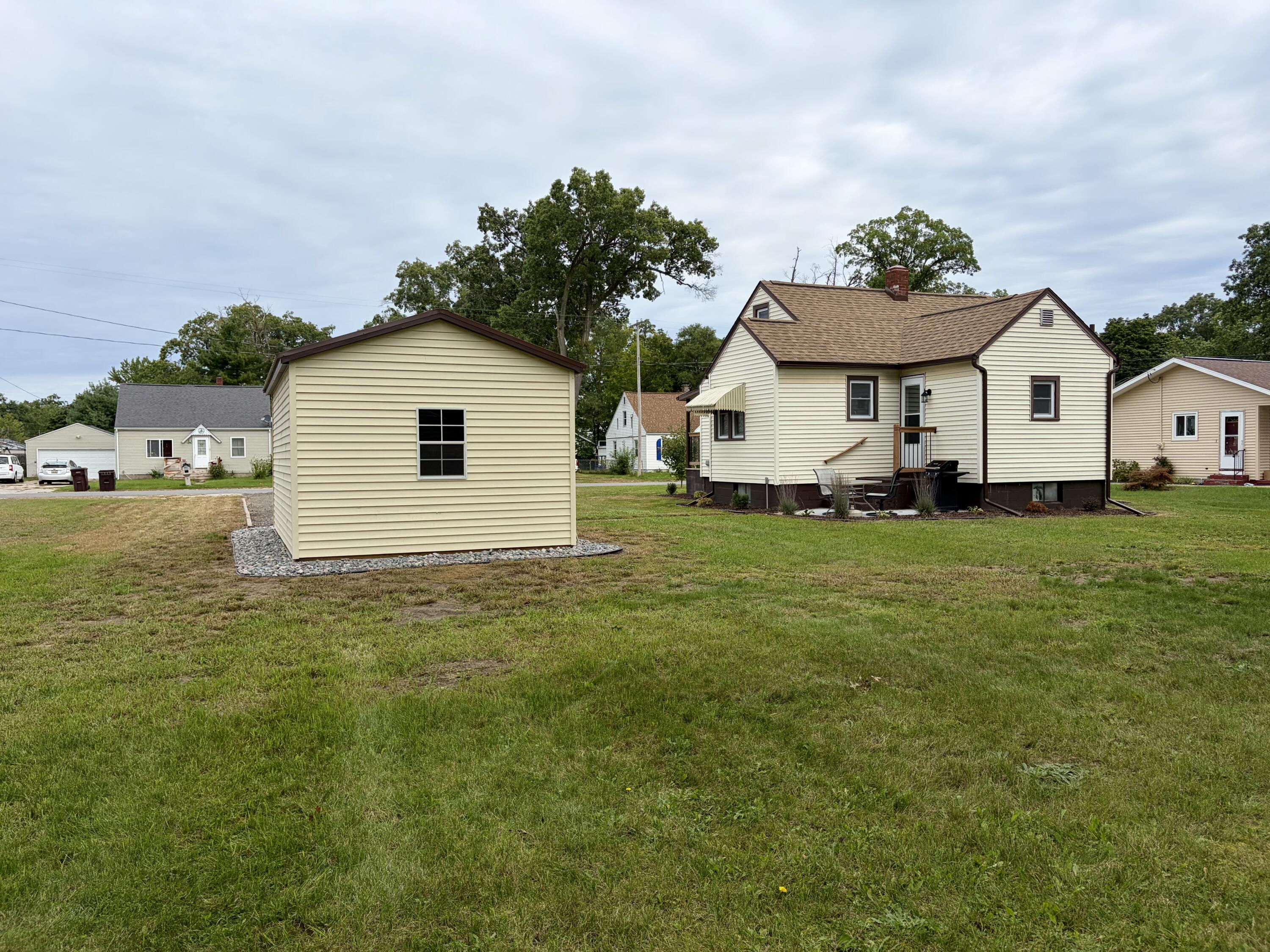 1681 Langeland Avenue Muskegon MI 49442