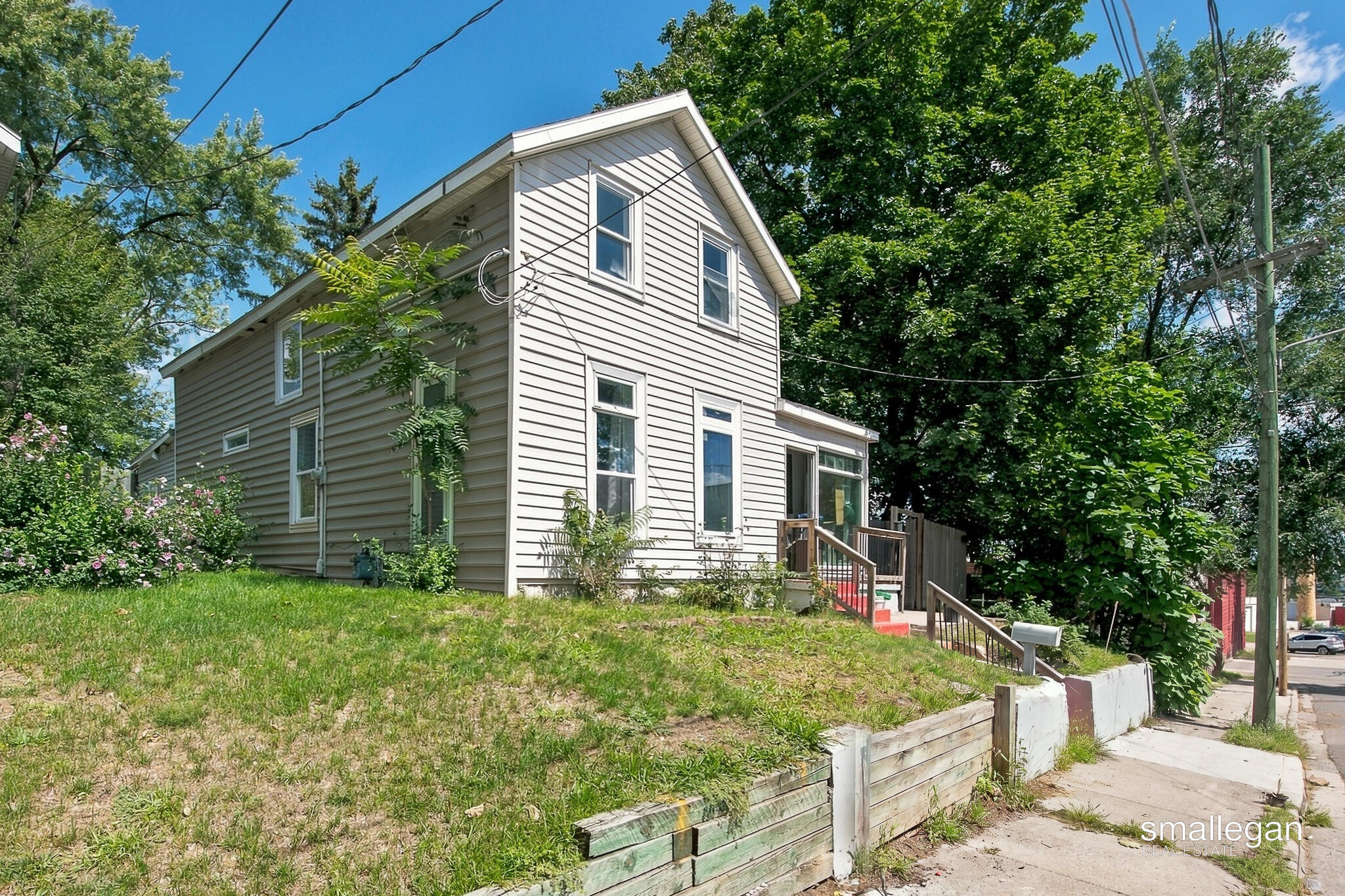 413 Breens Court SW Grand Rapids MI 49503