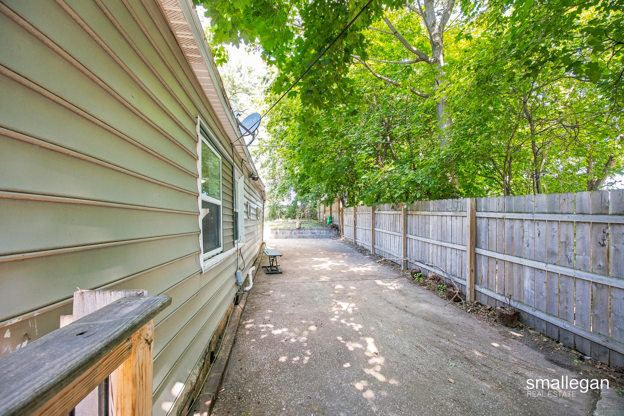 413 Breens Court SW Grand Rapids MI 49503