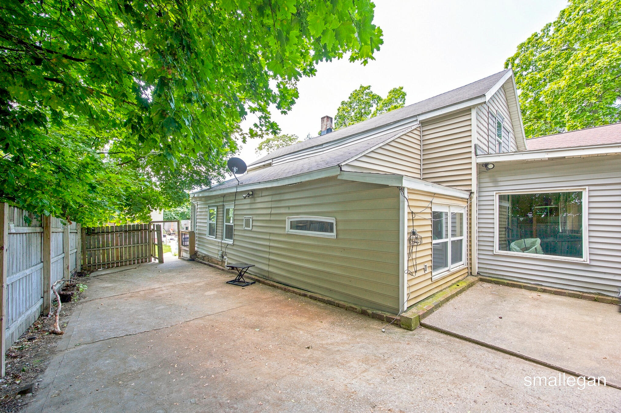 413 Breens Court SW Grand Rapids MI 49503