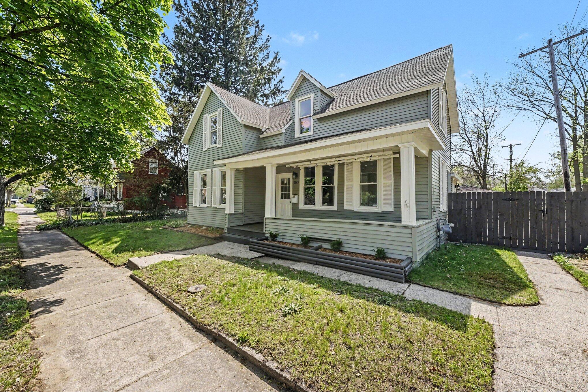 2269 Denmark Street Muskegon MI 49441