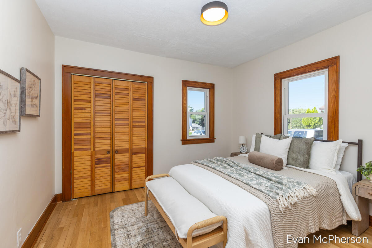 1705 Richmond Street NW Grand Rapids MI 49504