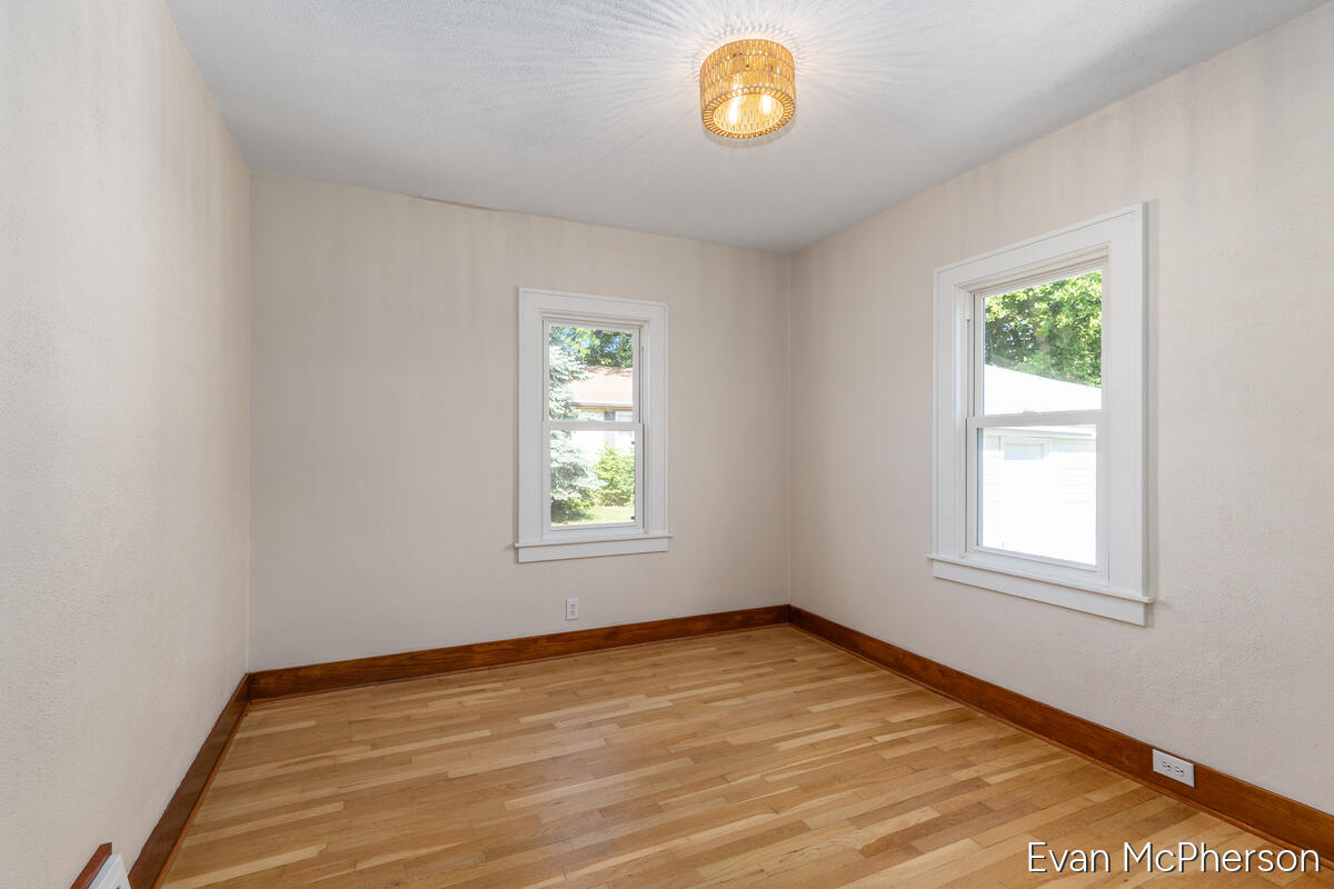 1705 Richmond Street NW Grand Rapids MI 49504