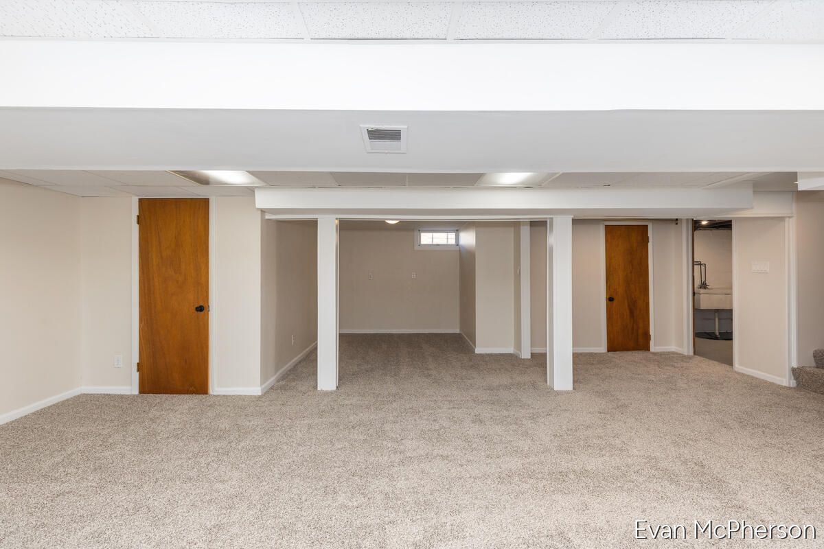 1705 Richmond Street NW Grand Rapids MI 49504
