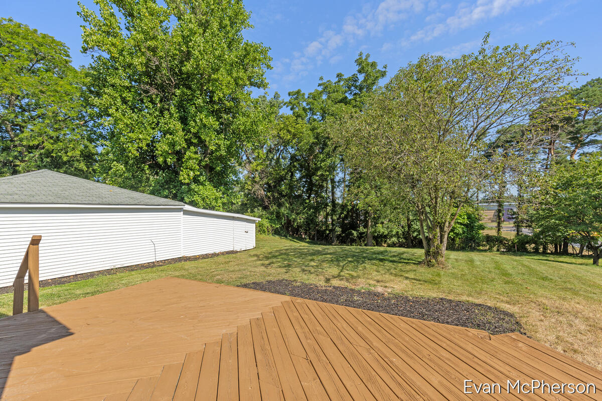 1705 Richmond Street NW Grand Rapids MI 49504
