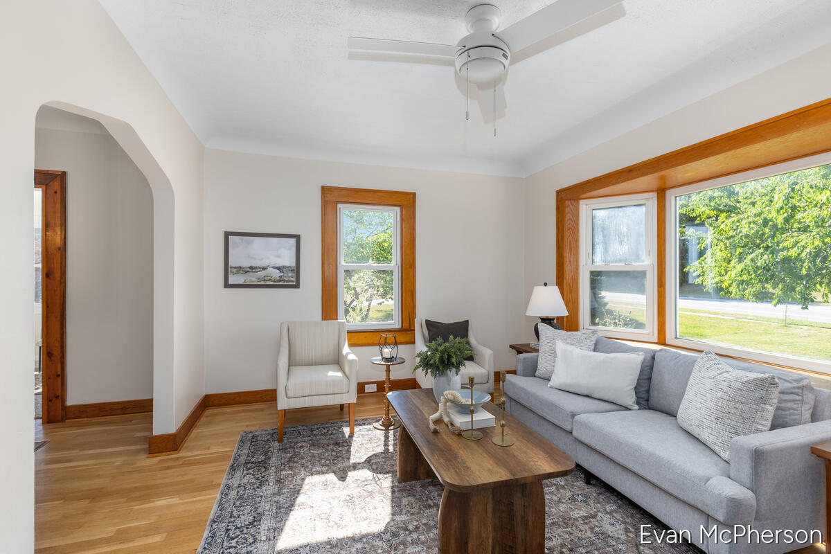 1705 Richmond Street NW Grand Rapids MI 49504