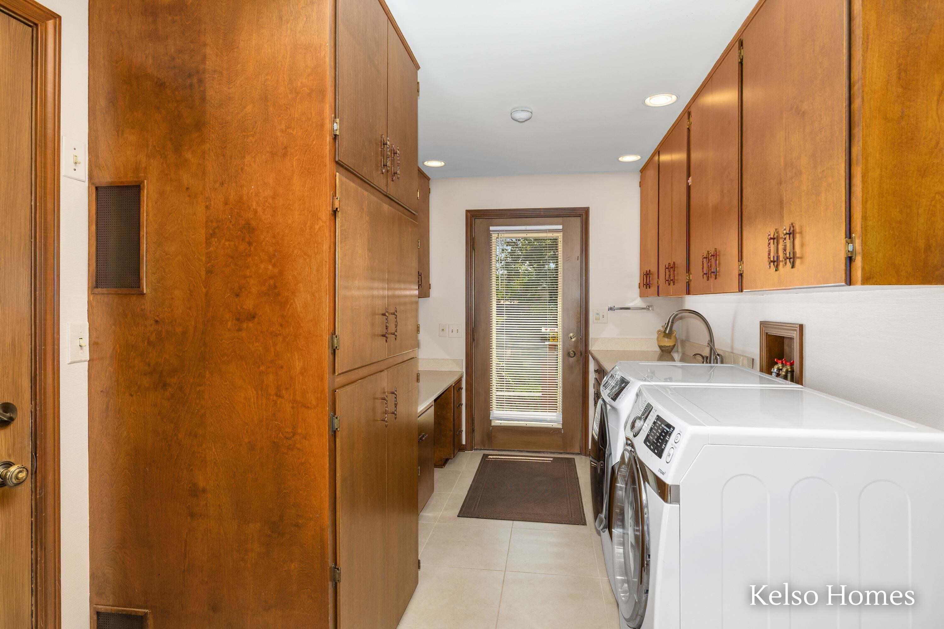 2452 Holtman Drive NE Grand Rapids MI 49525