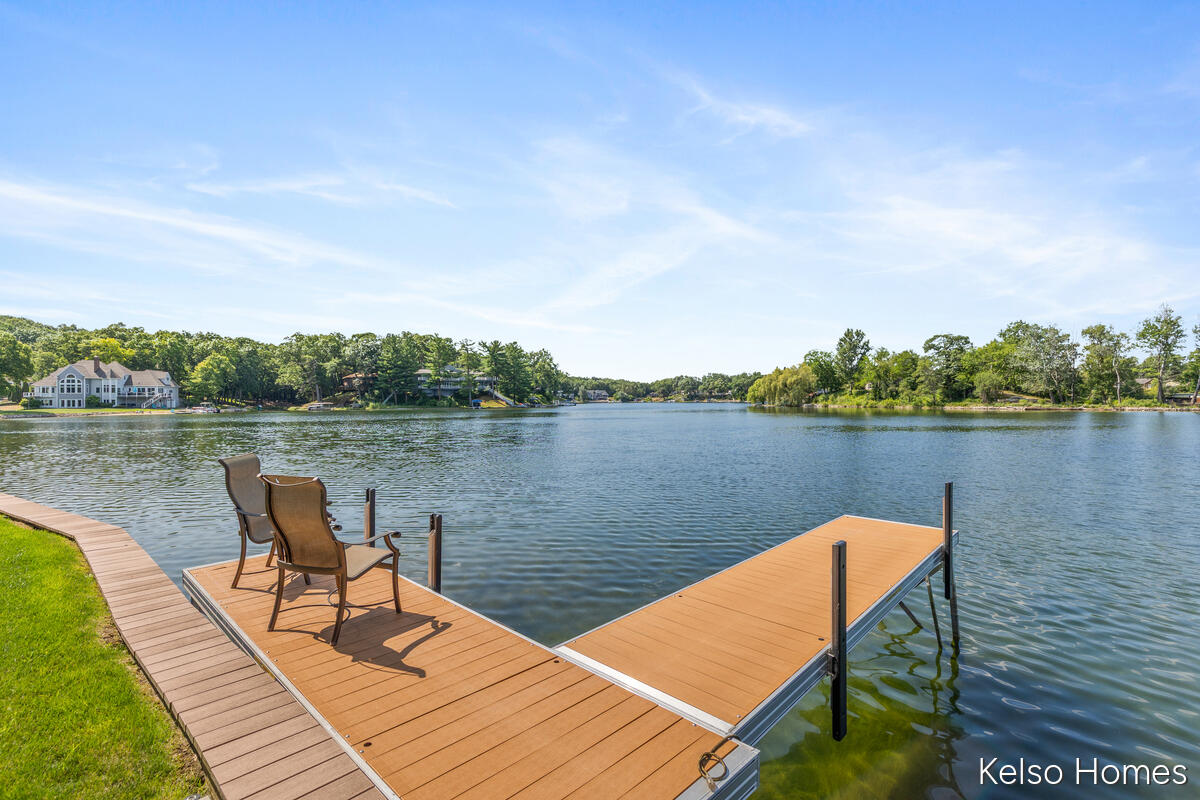 2452 Holtman Drive NE Grand Rapids MI 49525