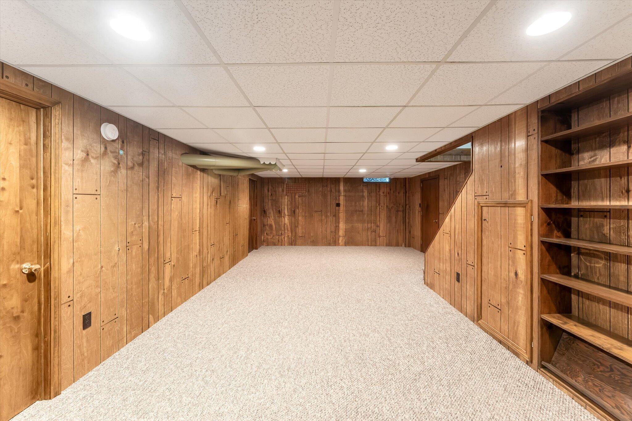 68 E 30th Street Holland MI 49423
