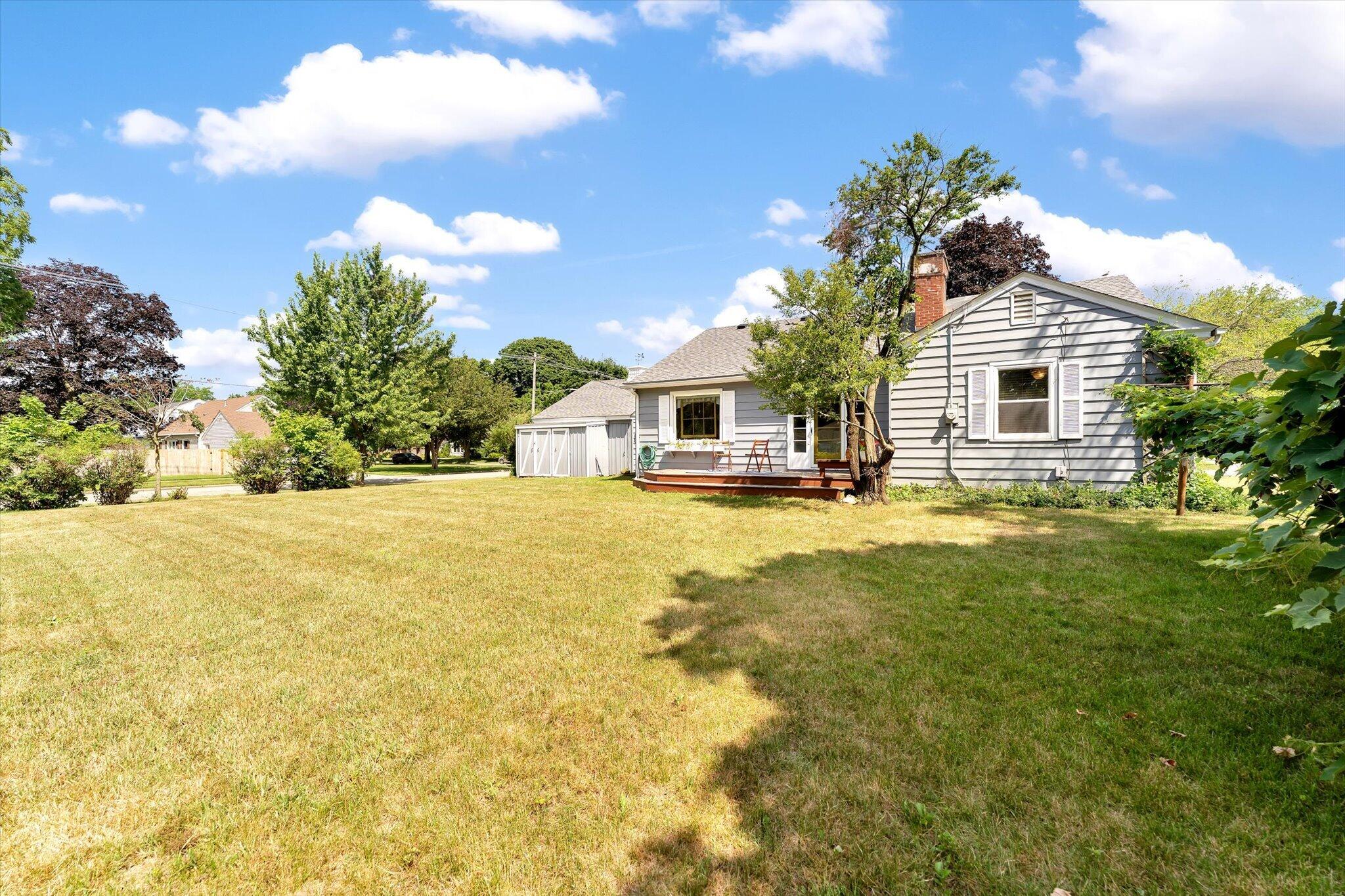 68 E 30th Street Holland MI 49423