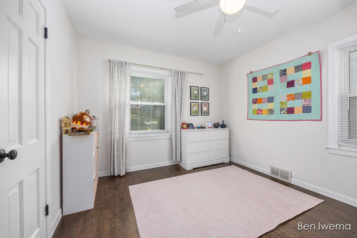 1629 Rossman Avenue SE Grand Rapids MI 49507