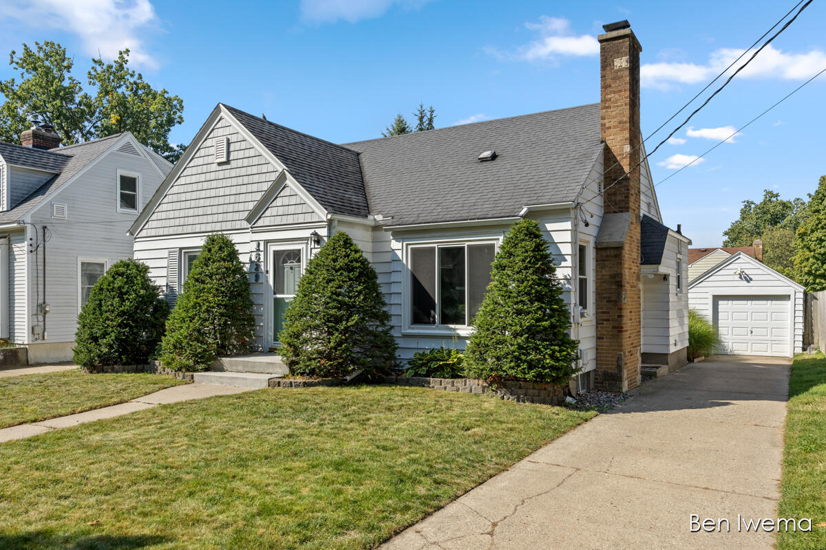 1629 Rossman Avenue SE Grand Rapids MI 49507