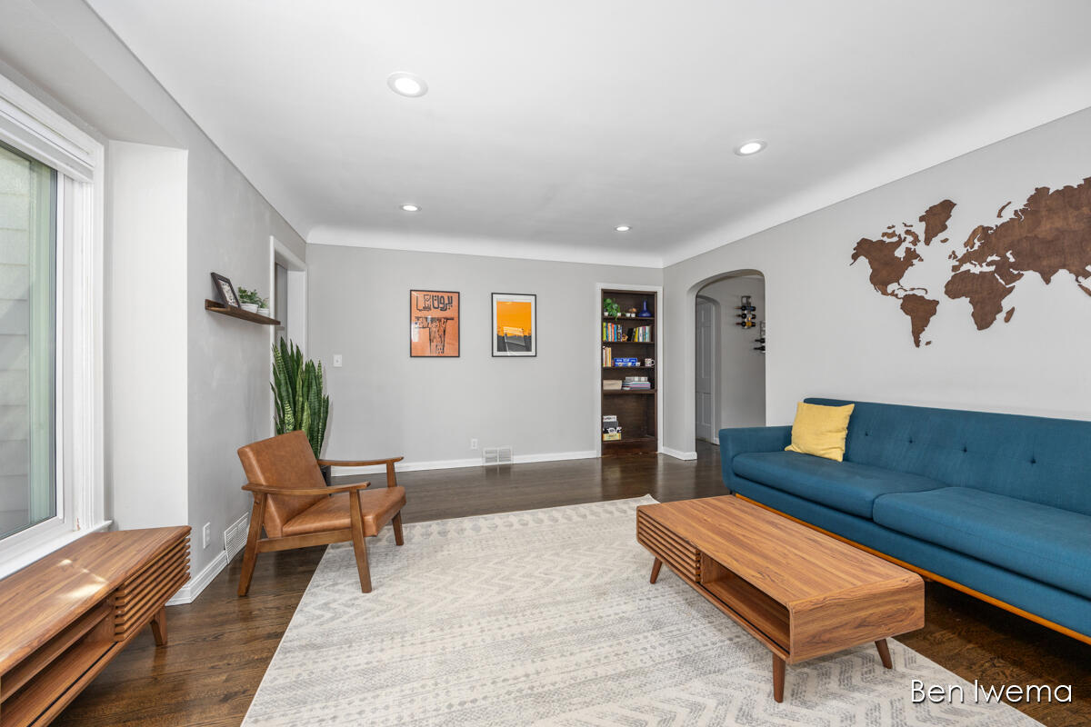 1629 Rossman Avenue SE Grand Rapids MI 49507