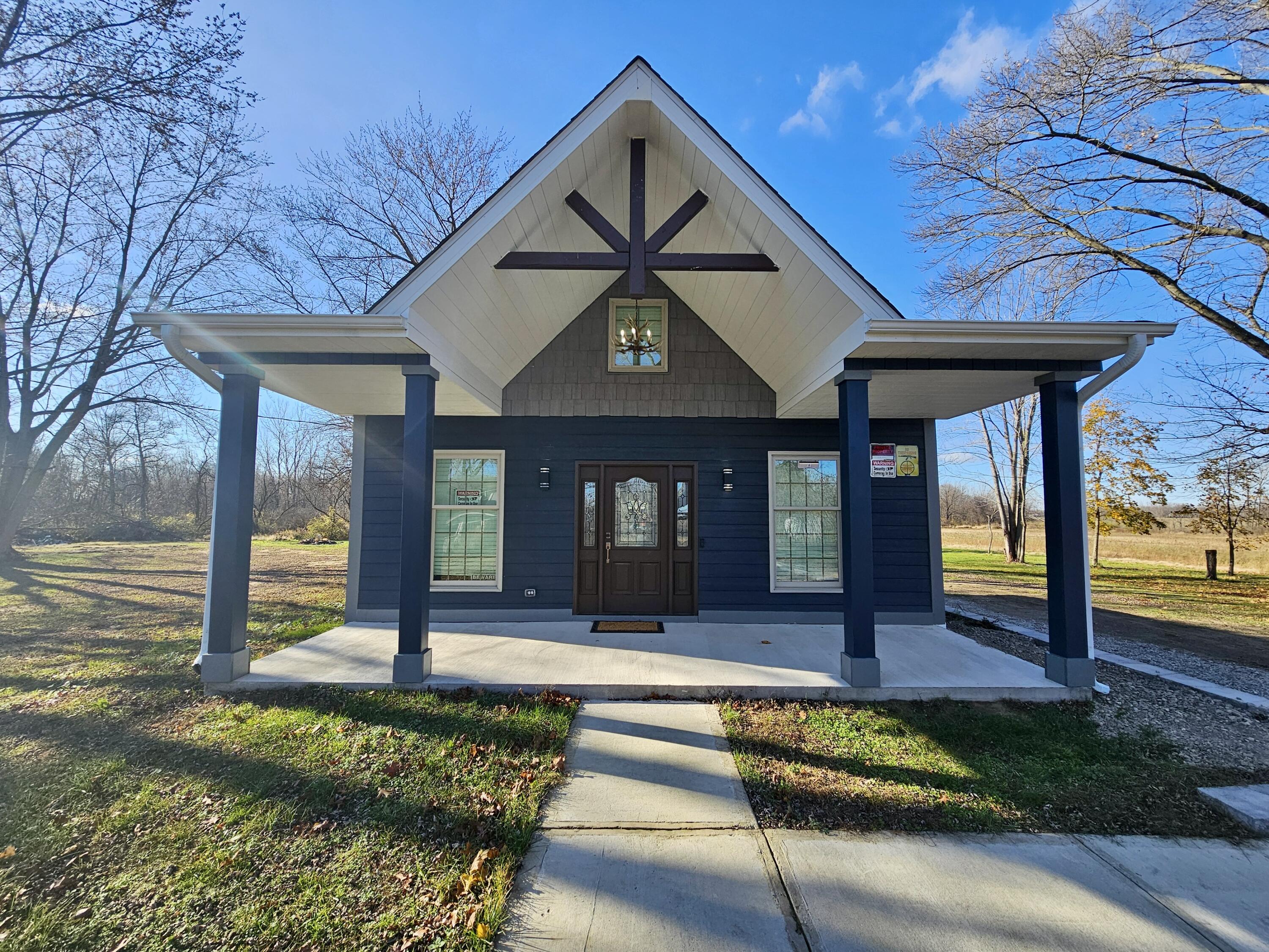 1982 S Benton Center Road Benton Harbor MI 49022