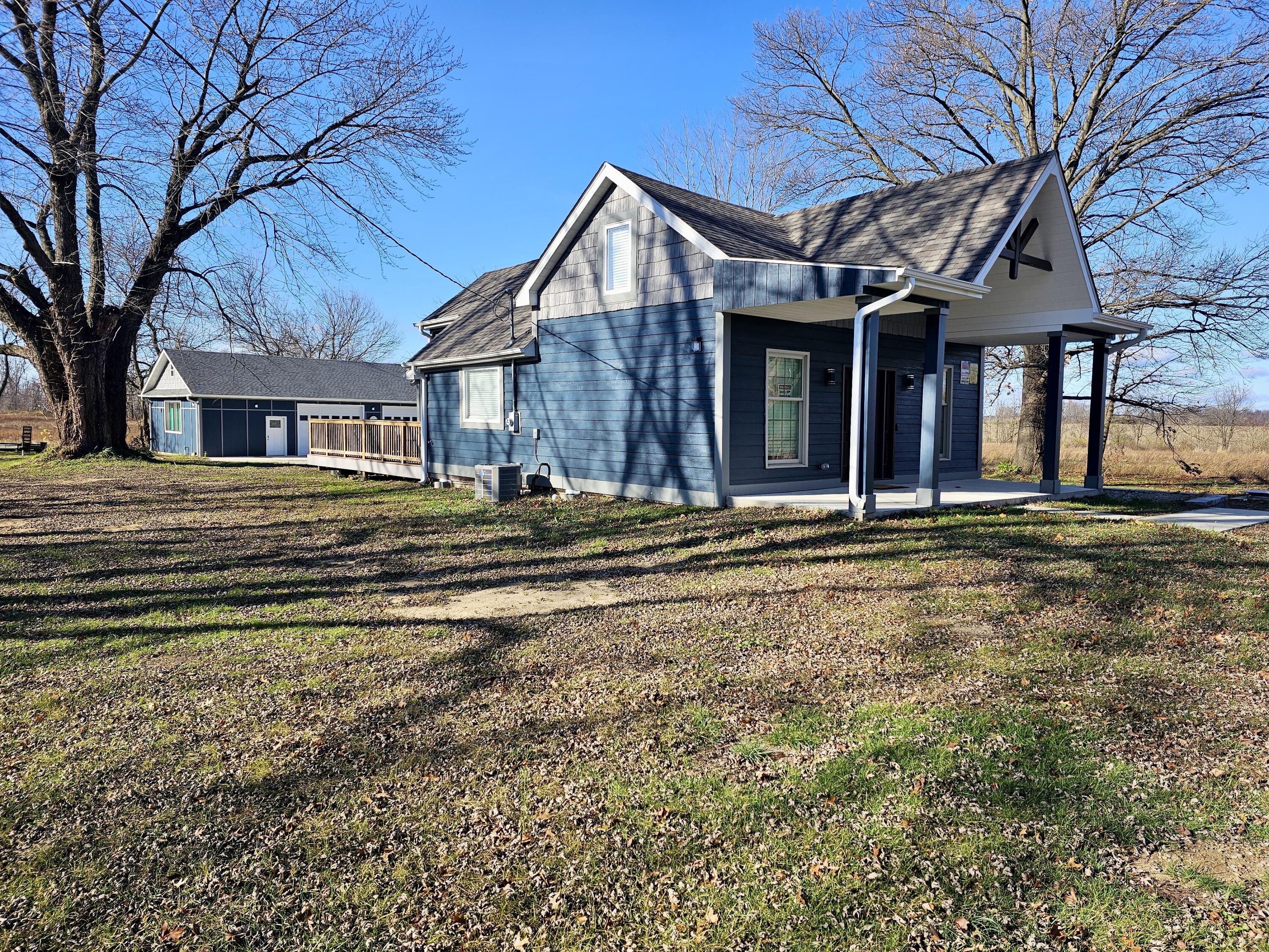 1982 S Benton Center Road Benton Harbor MI 49022
