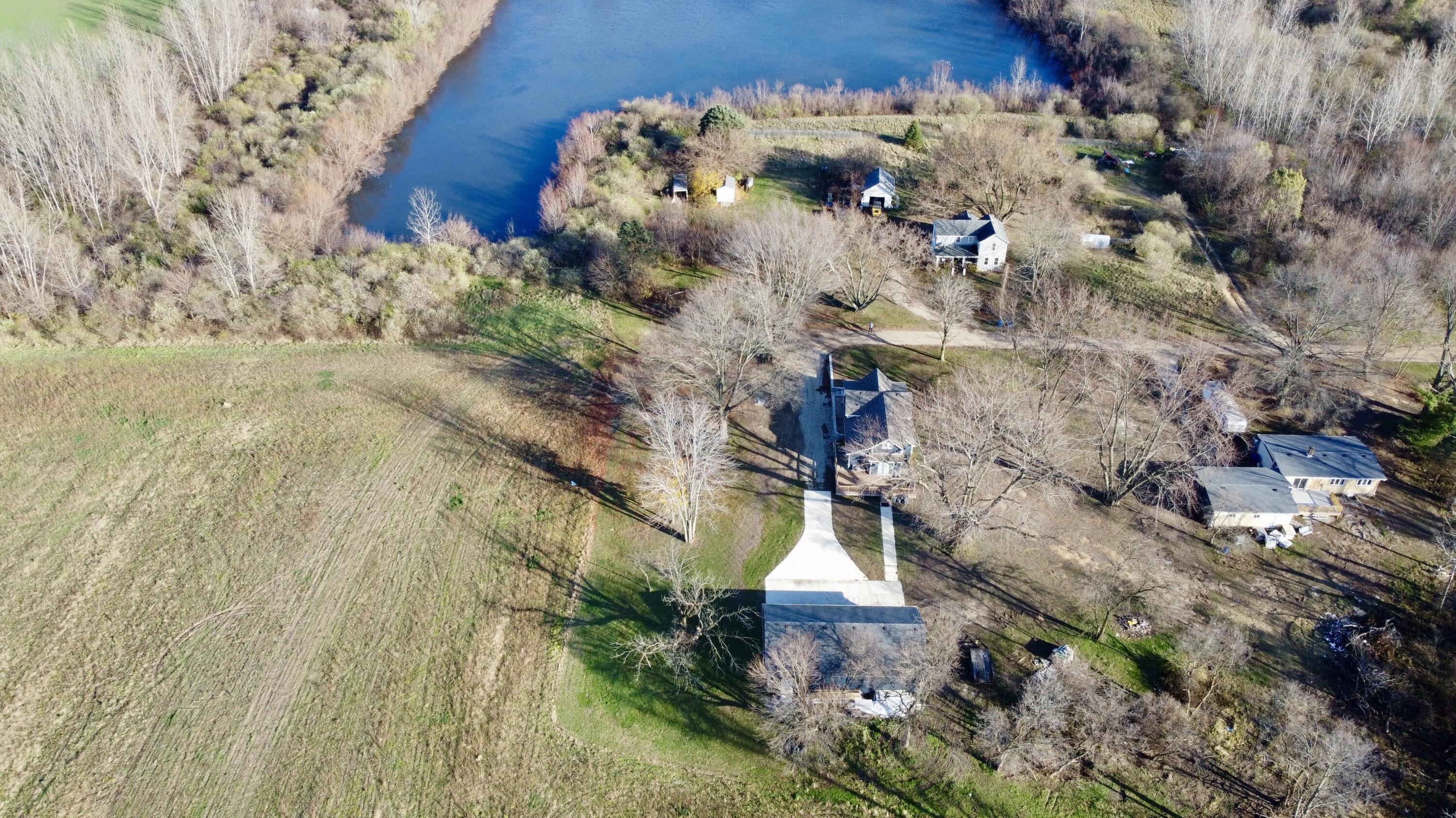 1982 S Benton Center Road Benton Harbor MI 49022