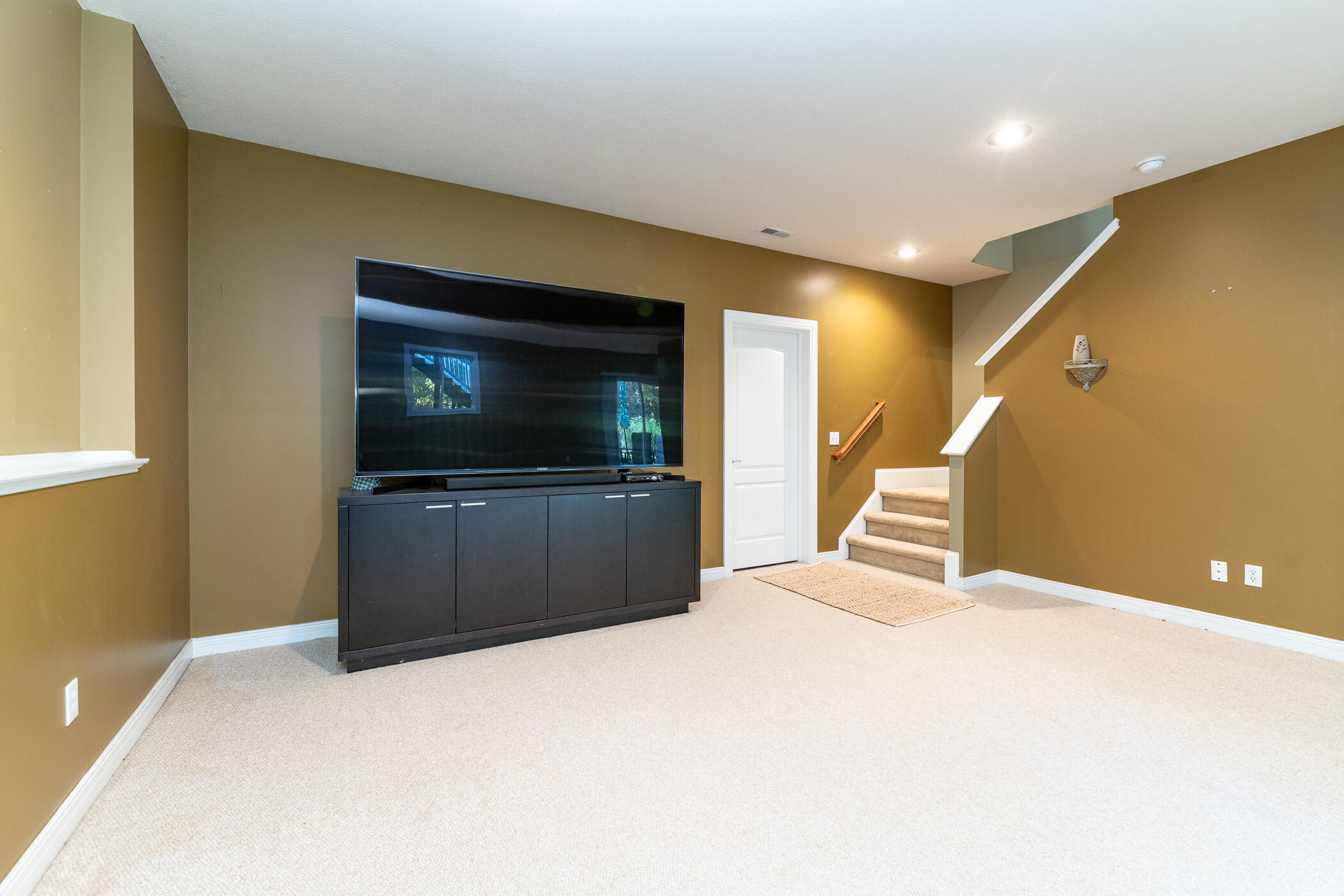 9359 Stratford Woods Trail Kalamazoo MI 49009