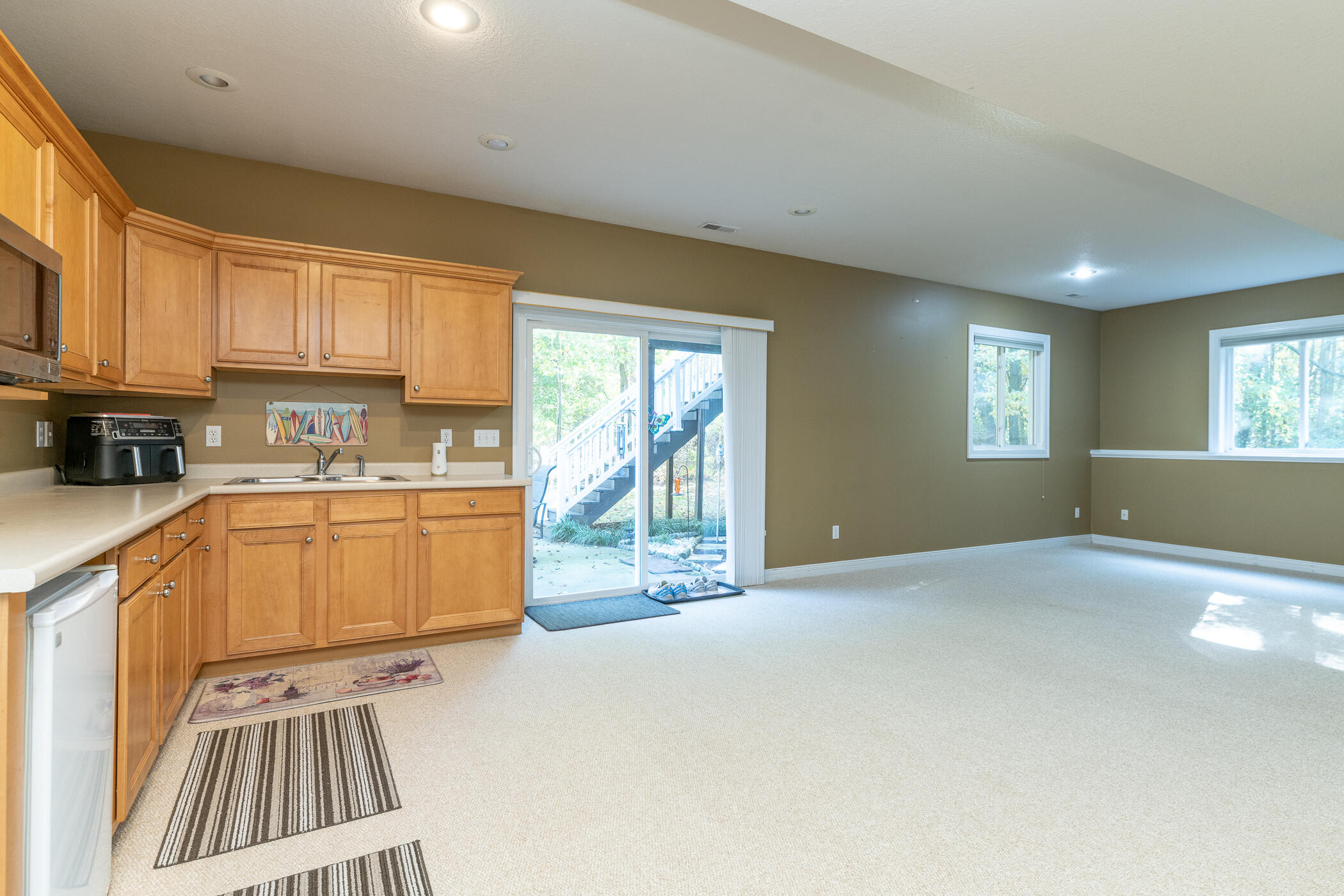 9359 Stratford Woods Trail Kalamazoo MI 49009