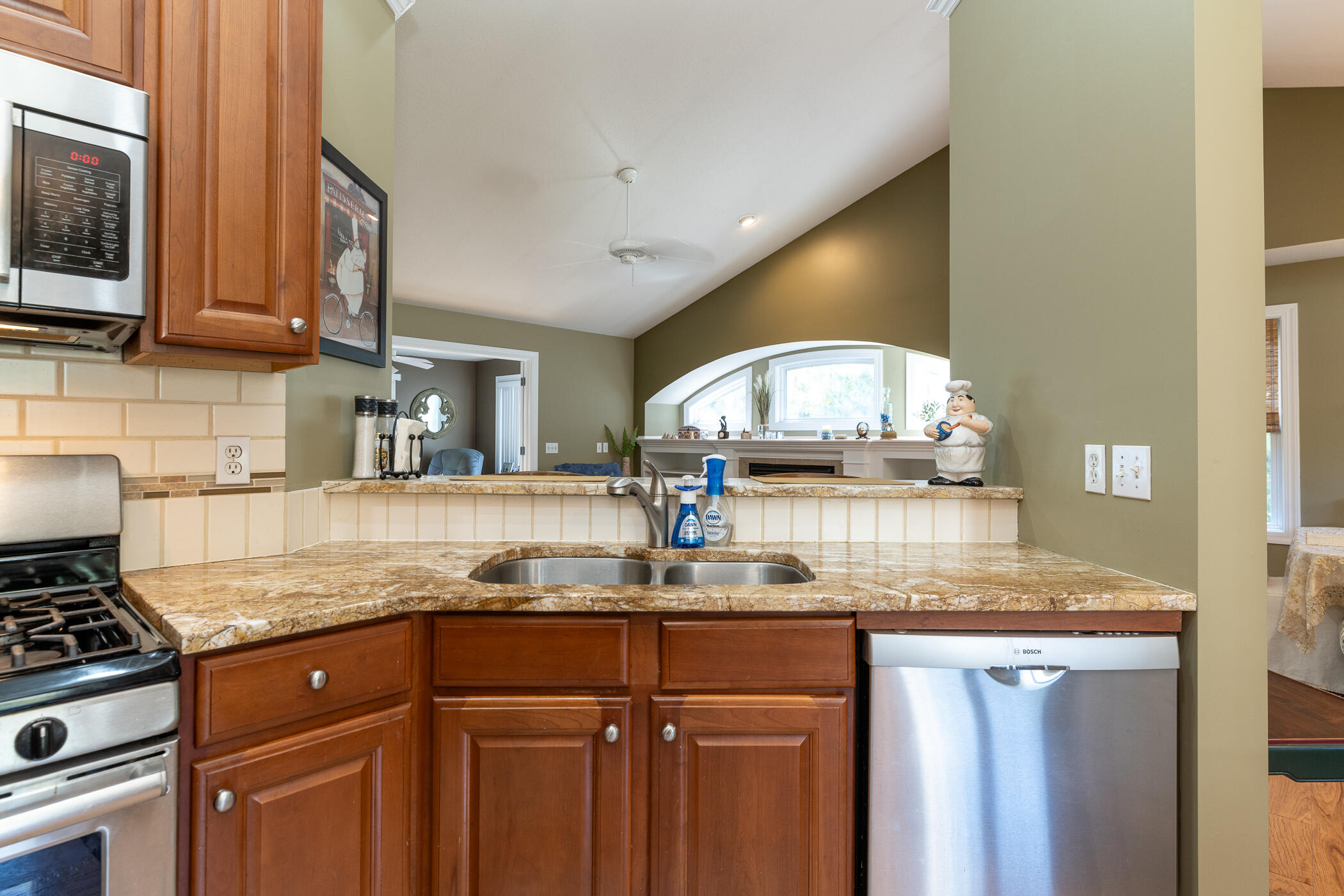 9359 Stratford Woods Trail Kalamazoo MI 49009