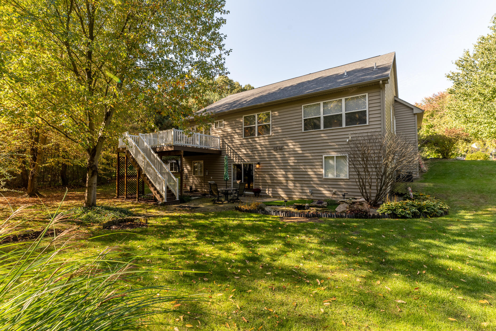 9359 Stratford Woods Trail Kalamazoo MI 49009