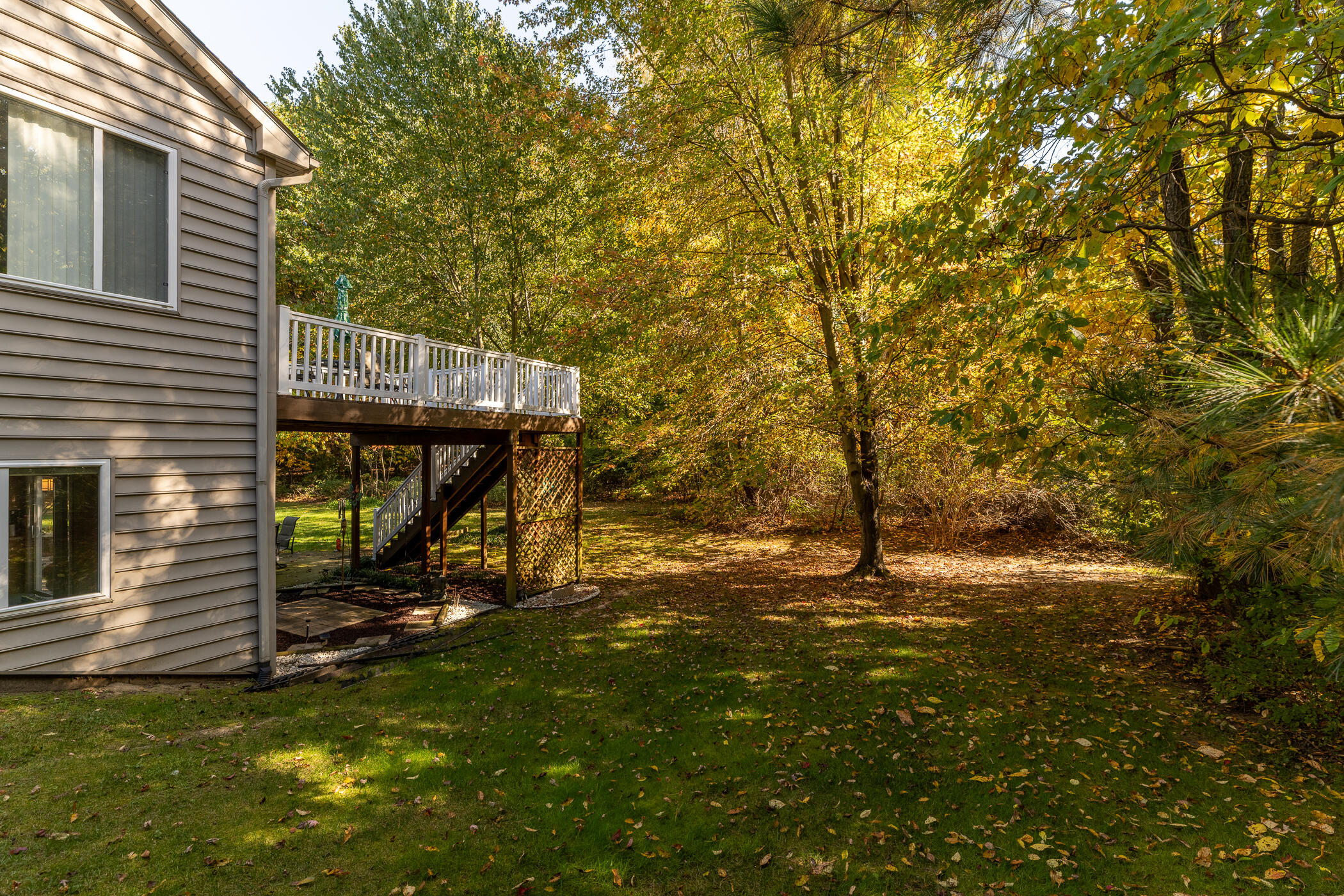 9359 Stratford Woods Trail Kalamazoo MI 49009