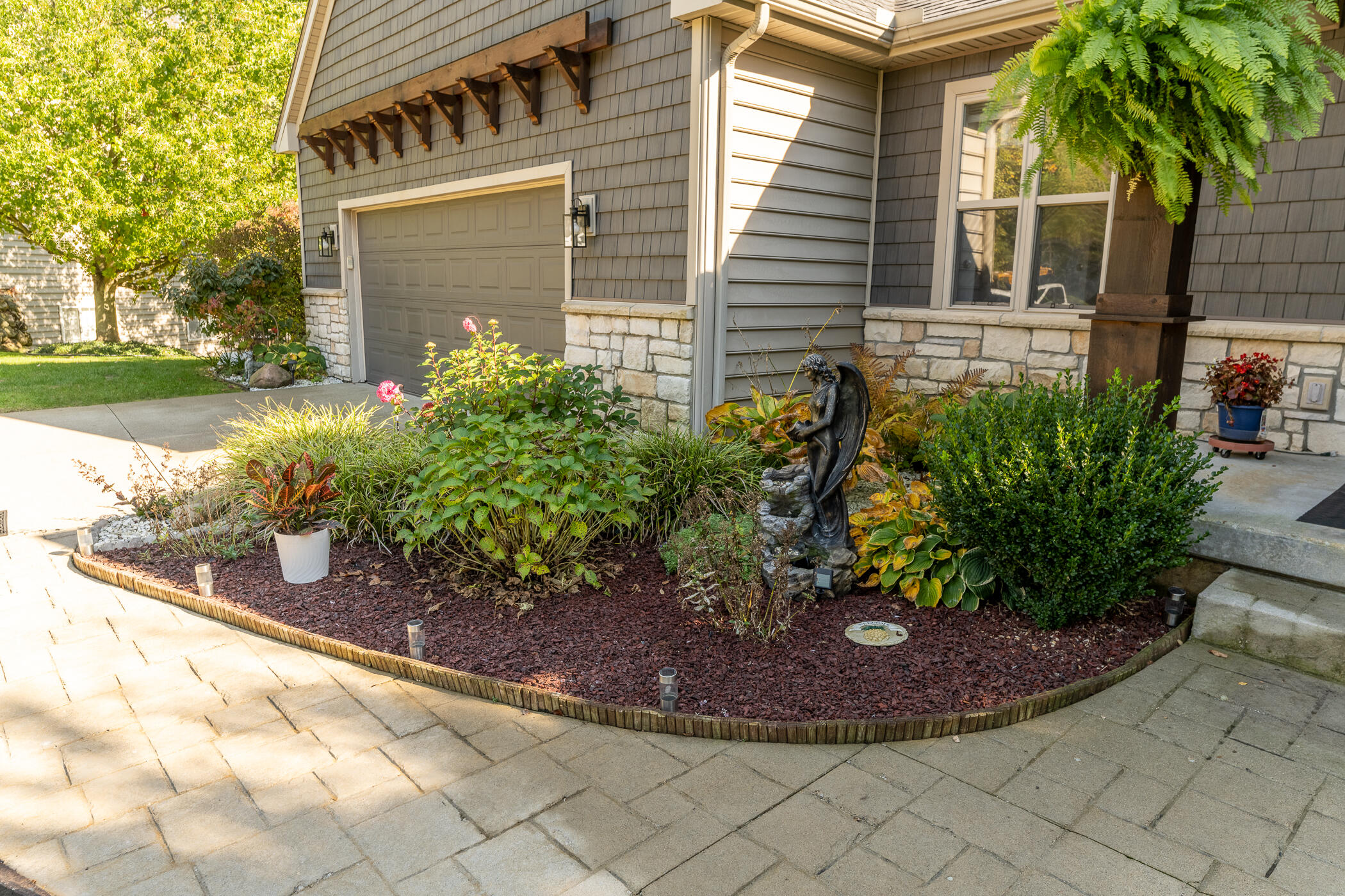 9359 Stratford Woods Trail Kalamazoo MI 49009