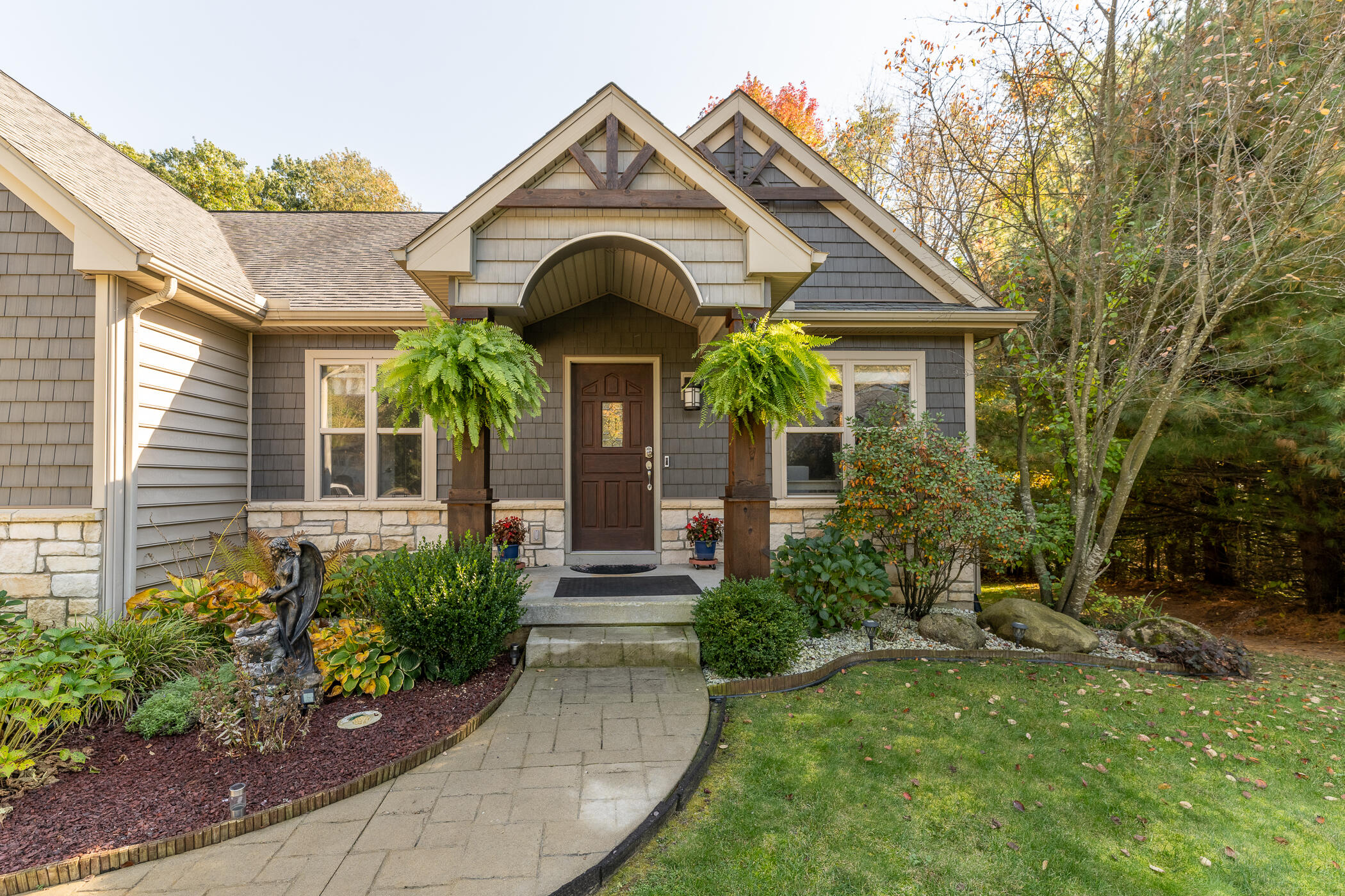 9359 Stratford Woods Trail Kalamazoo MI 49009