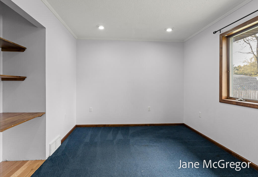 1731 Princess Lane Muskegon MI 49445