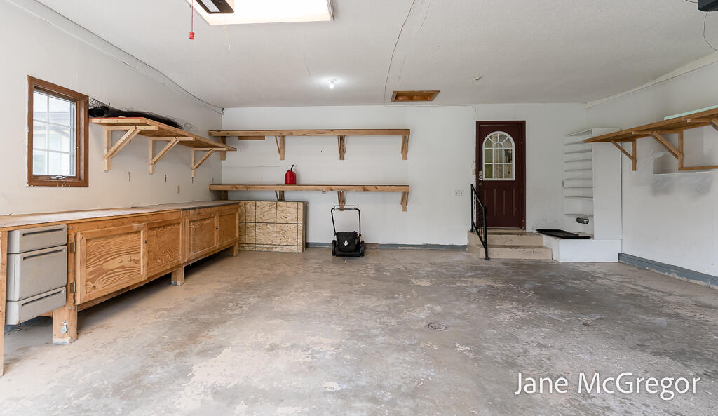 1731 Princess Lane Muskegon MI 49445