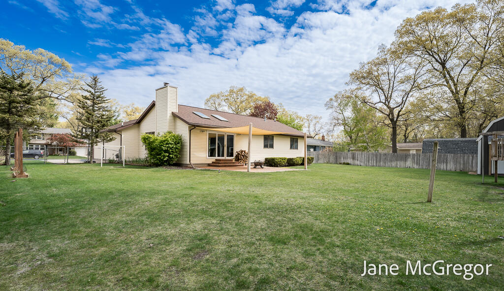 1731 Princess Lane Muskegon MI 49445