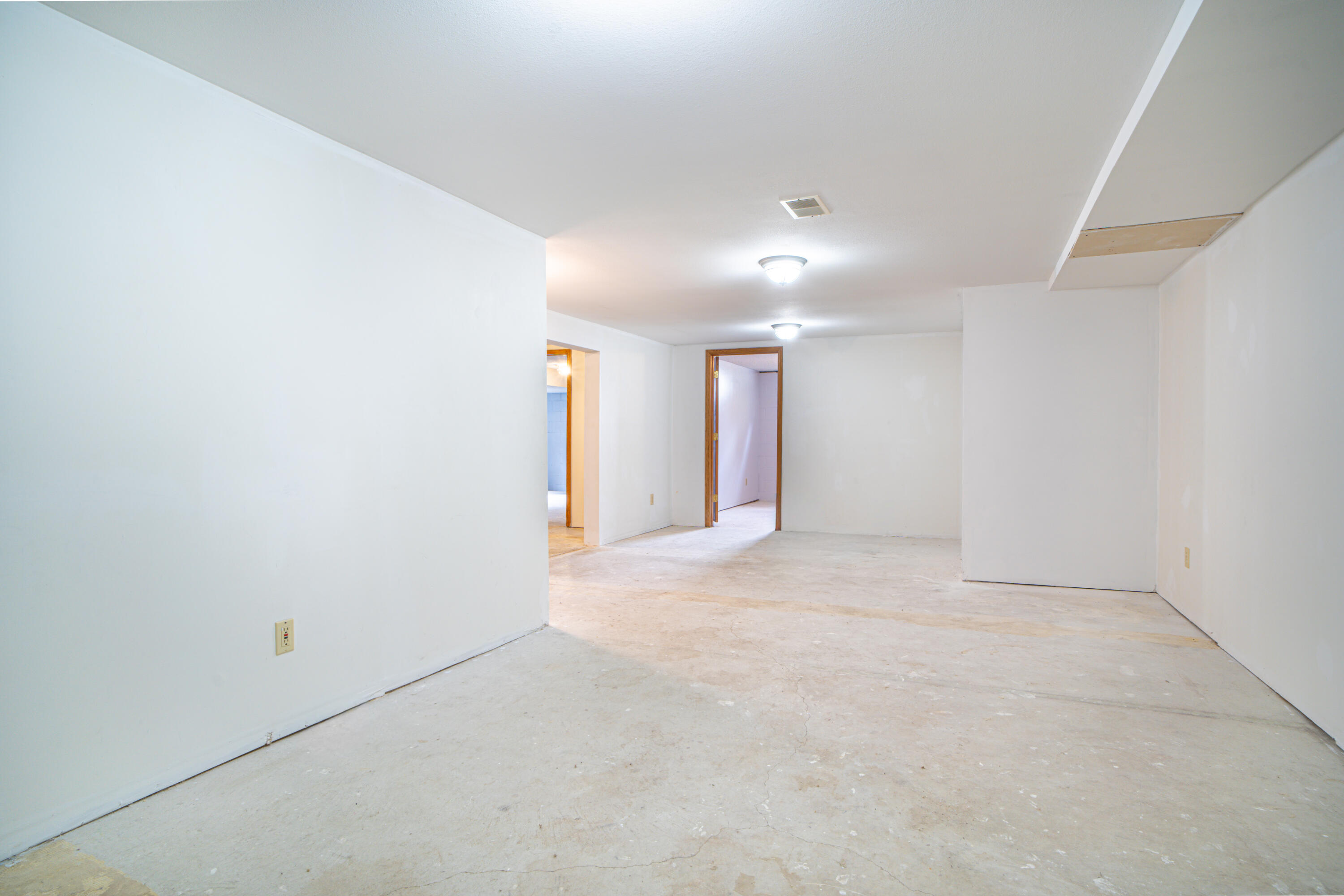 3171 Kooi Street Muskegon MI 49444