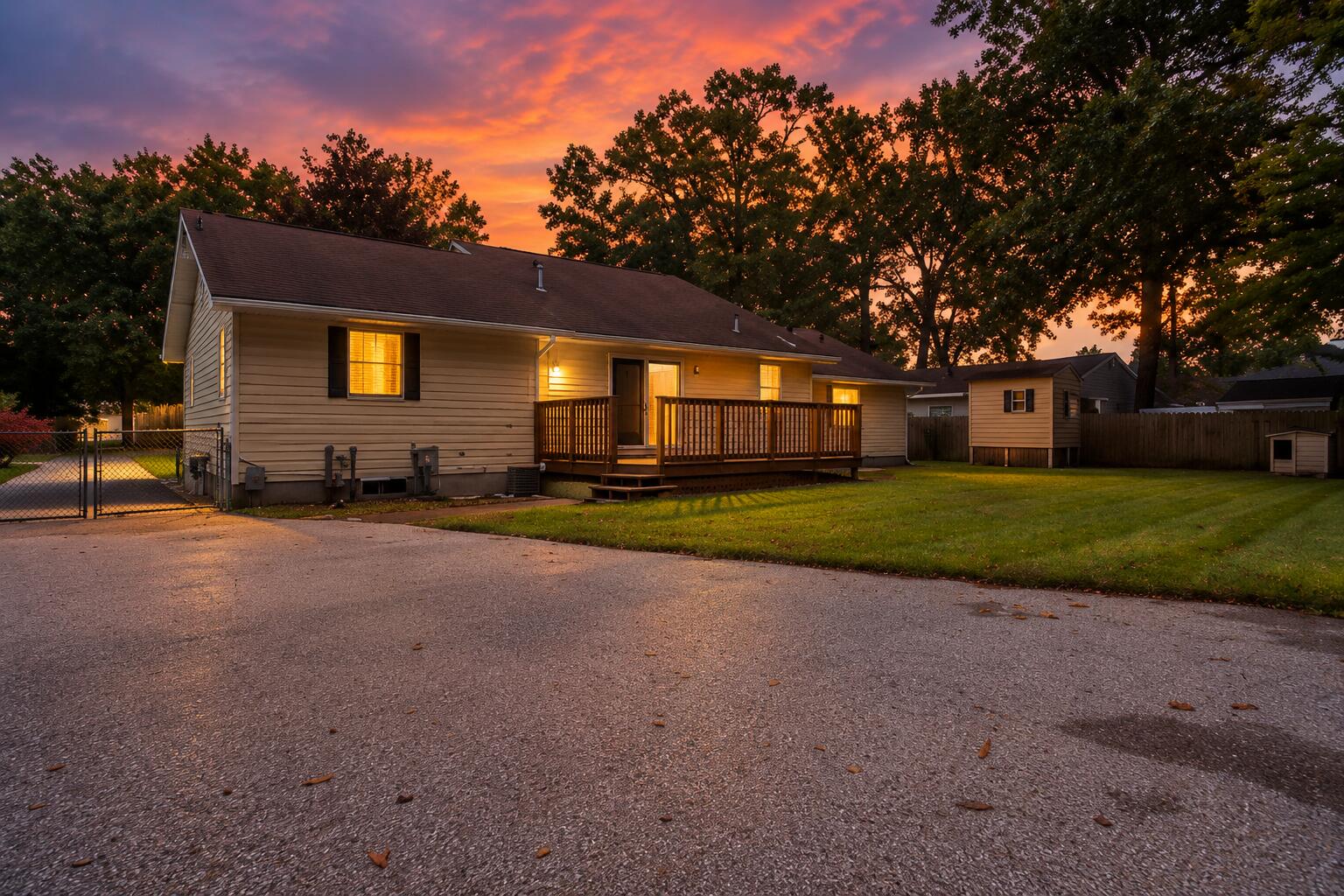 3171 Kooi Street Muskegon MI 49444