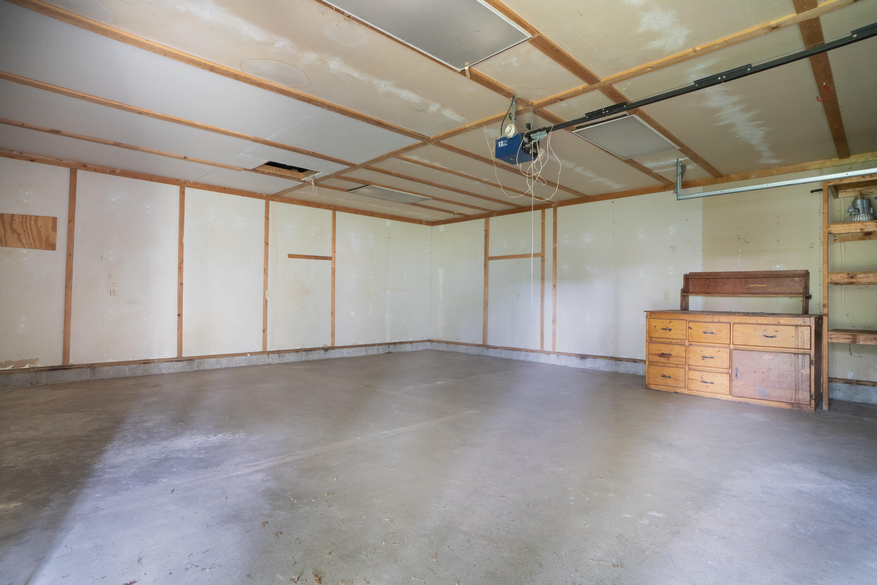 3171 Kooi Street Muskegon MI 49444