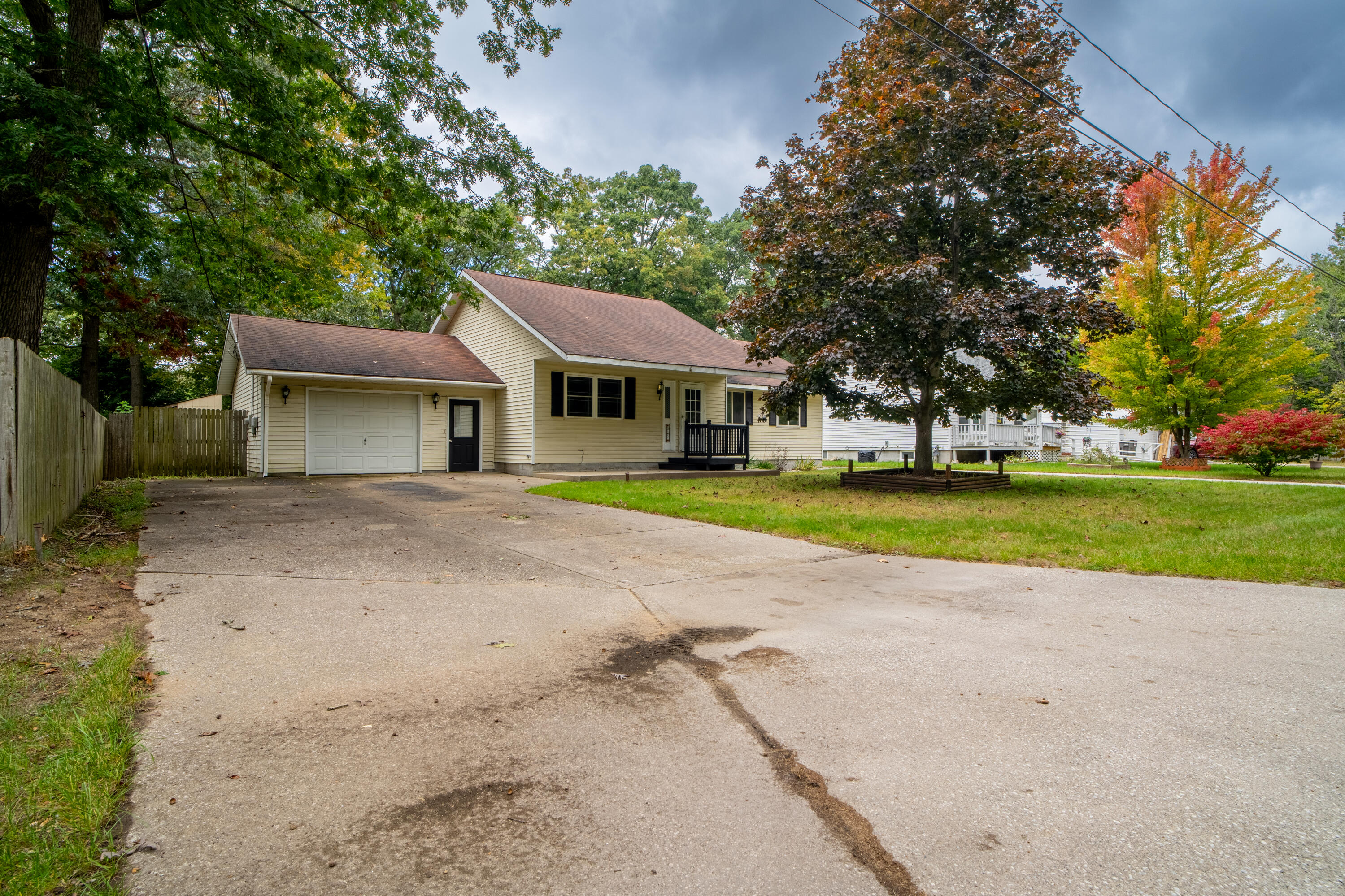 3171 Kooi Street Muskegon MI 49444