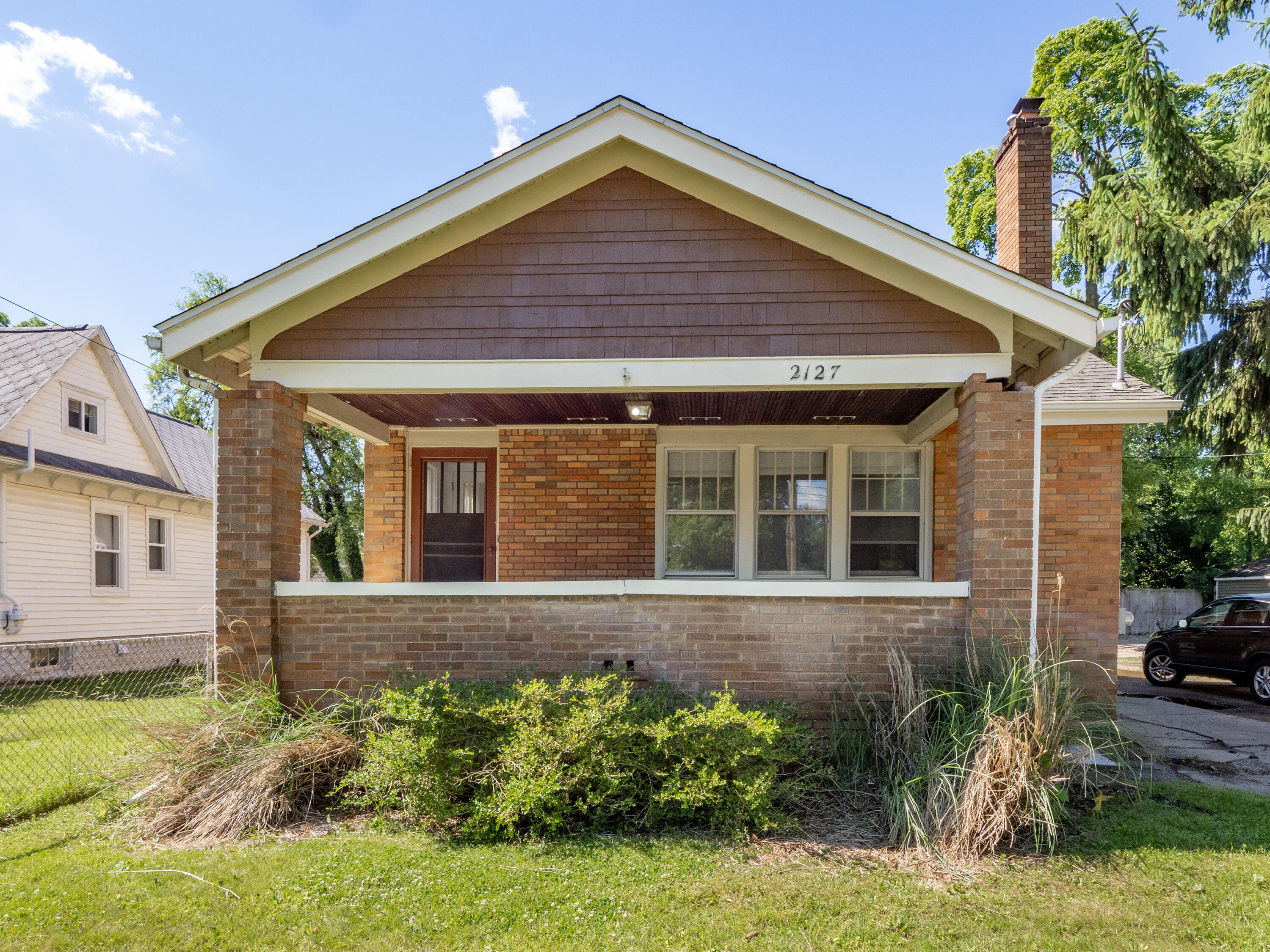 2127 W Main Street Kalamazoo MI 49006