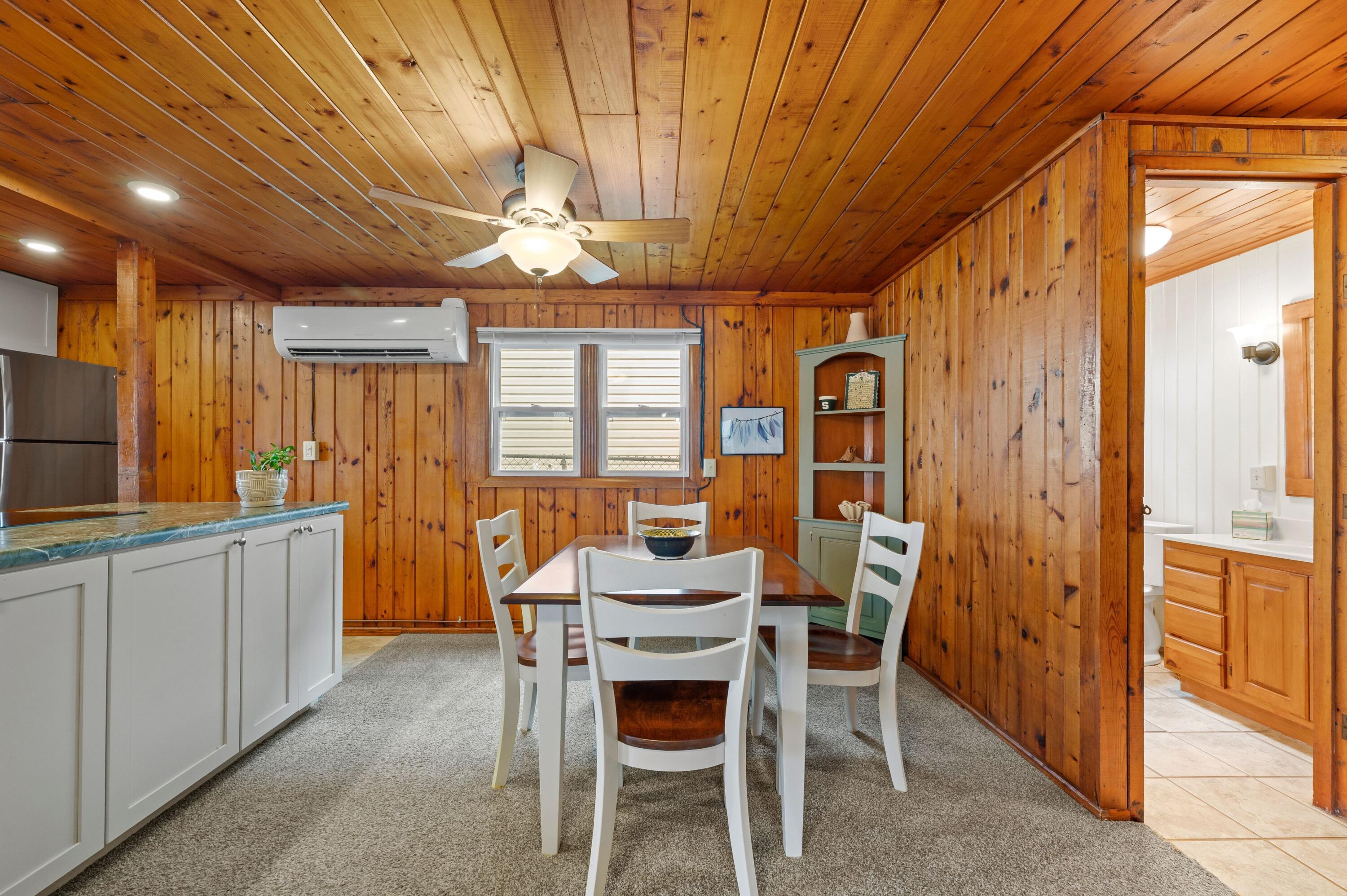 52390 Twin Lakeview Drive Dowagiac MI 49047