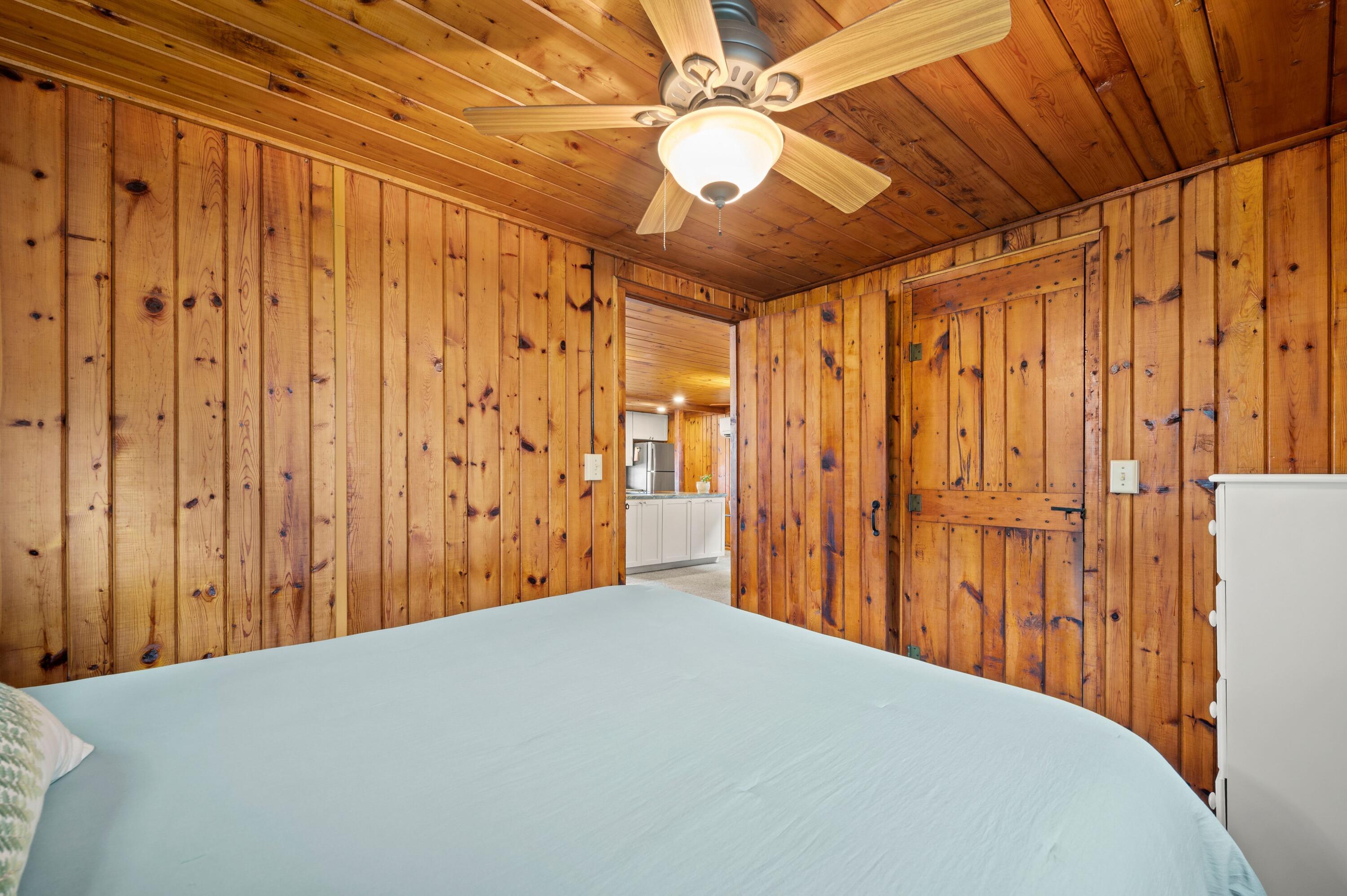 52390 Twin Lakeview Drive Dowagiac MI 49047