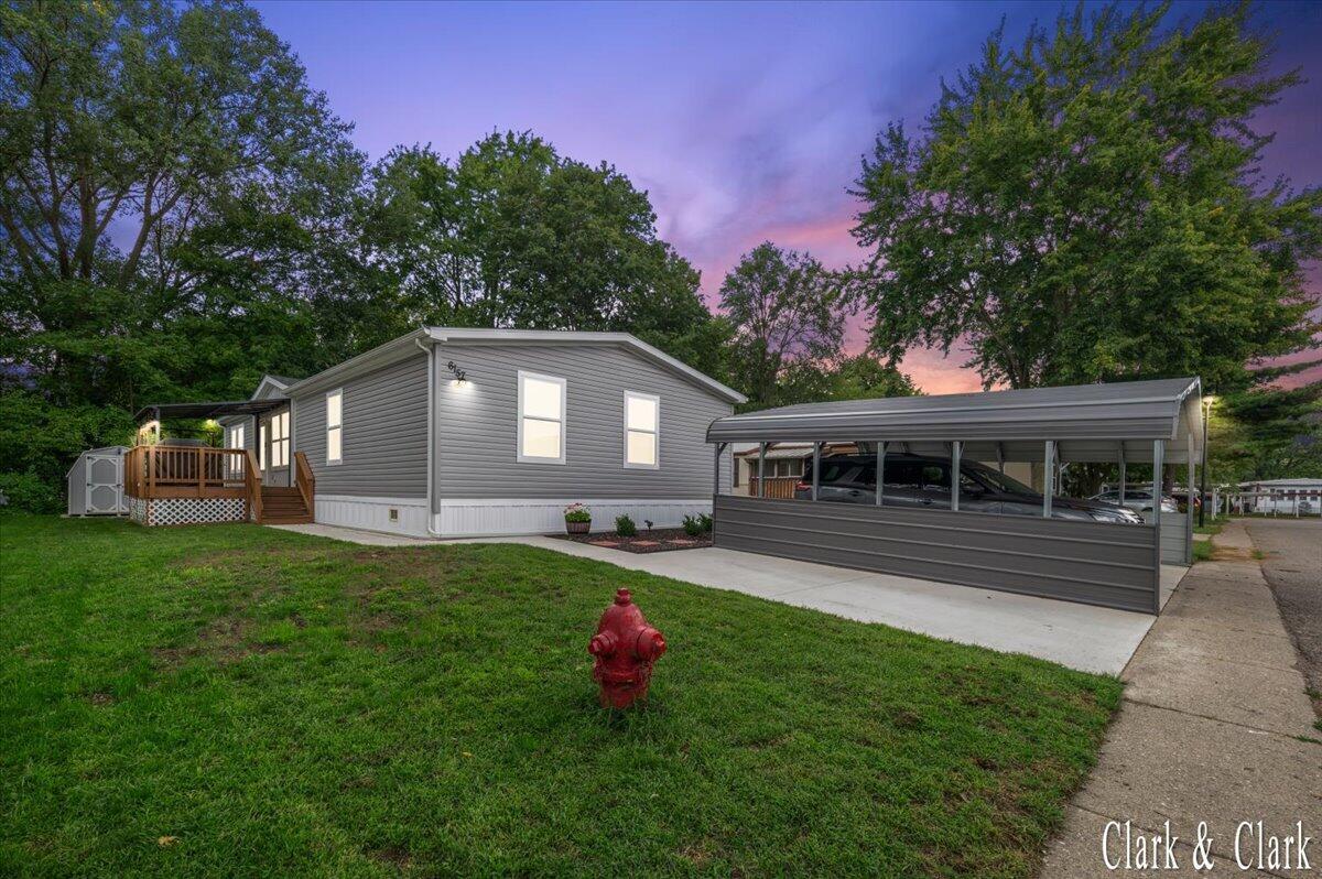 6157 Kran Avenue SE Grand Rapids MI 49548