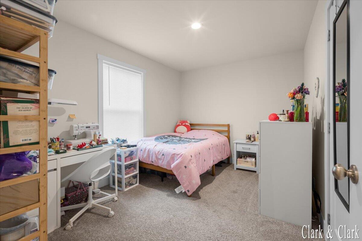 6157 Kran Avenue SE Grand Rapids MI 49548