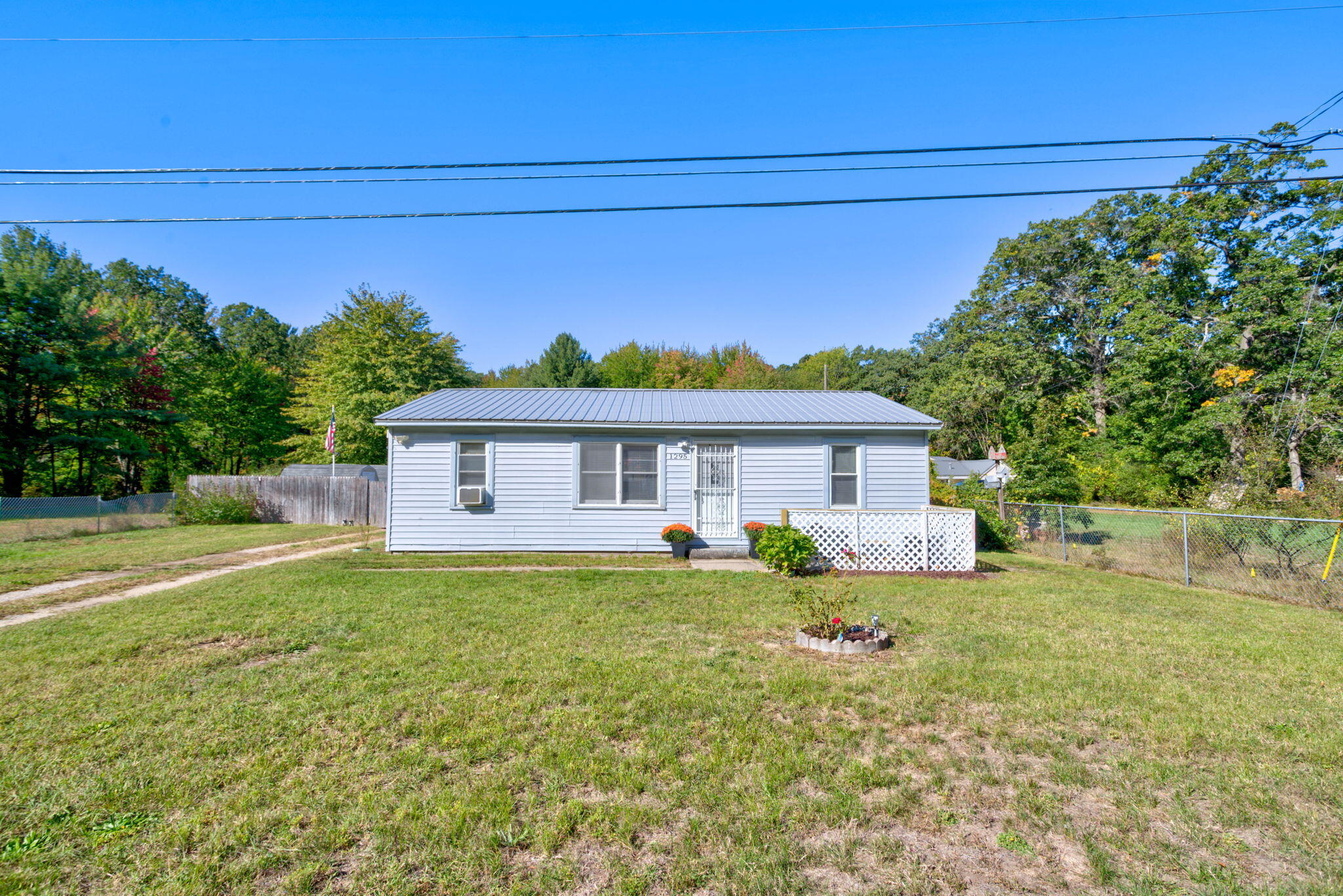 1259 S Brooks Road Muskegon MI 49442
